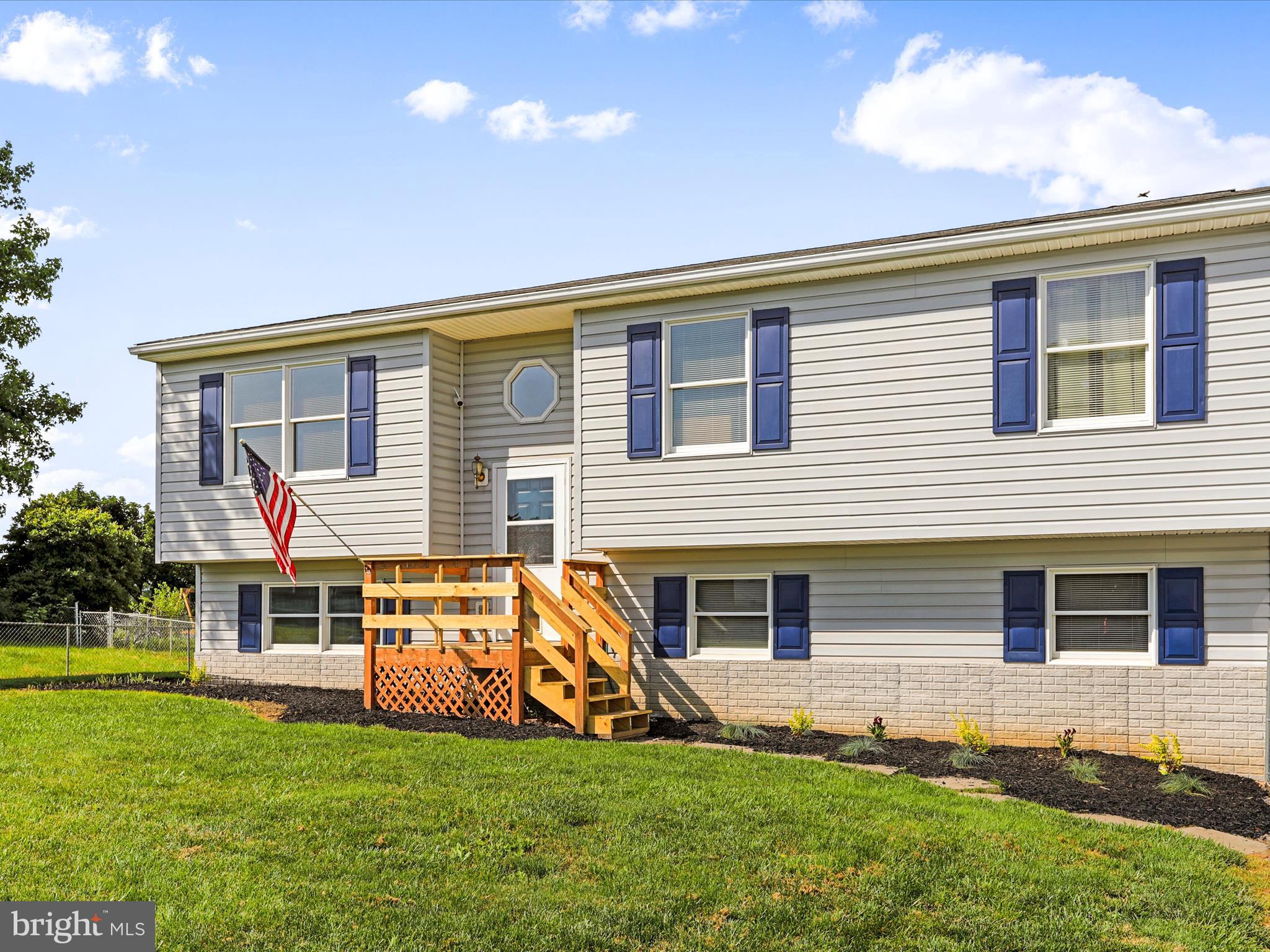 THE MEADOWS AT STRASBURG - Residential