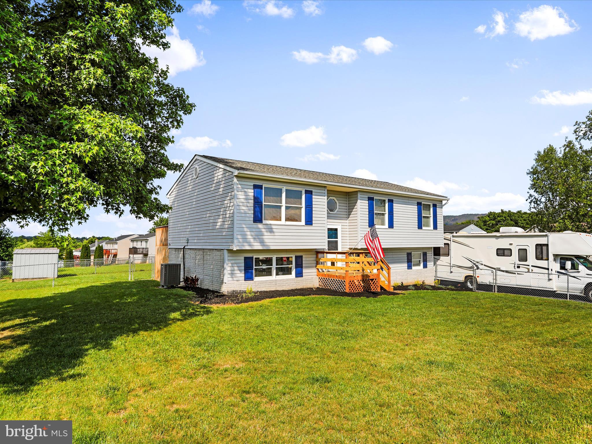 THE MEADOWS AT STRASBURG - Residential