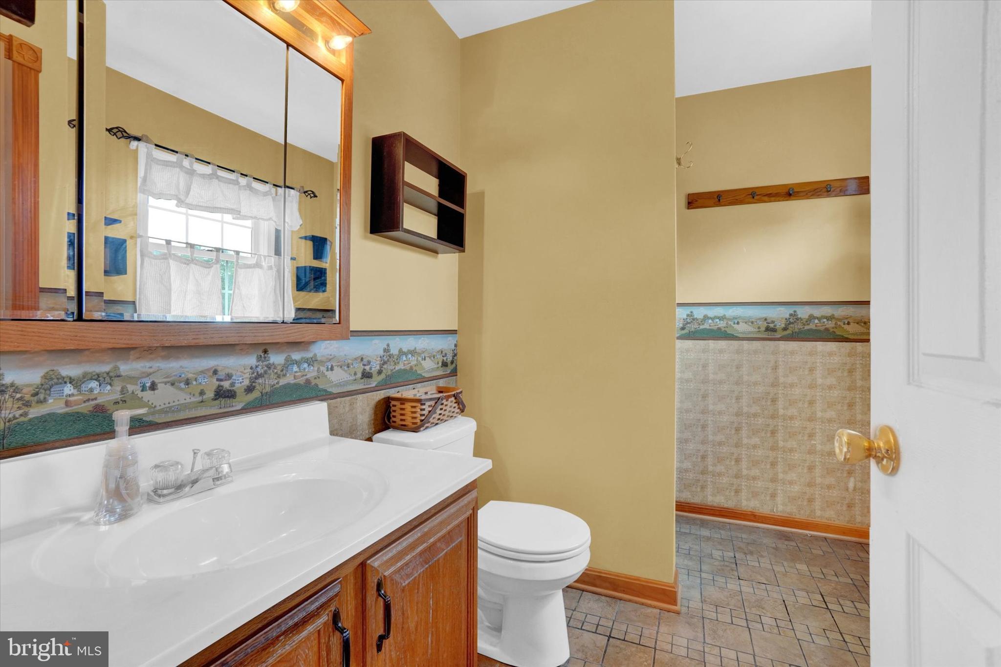 SHERMAN OAKS - Residential