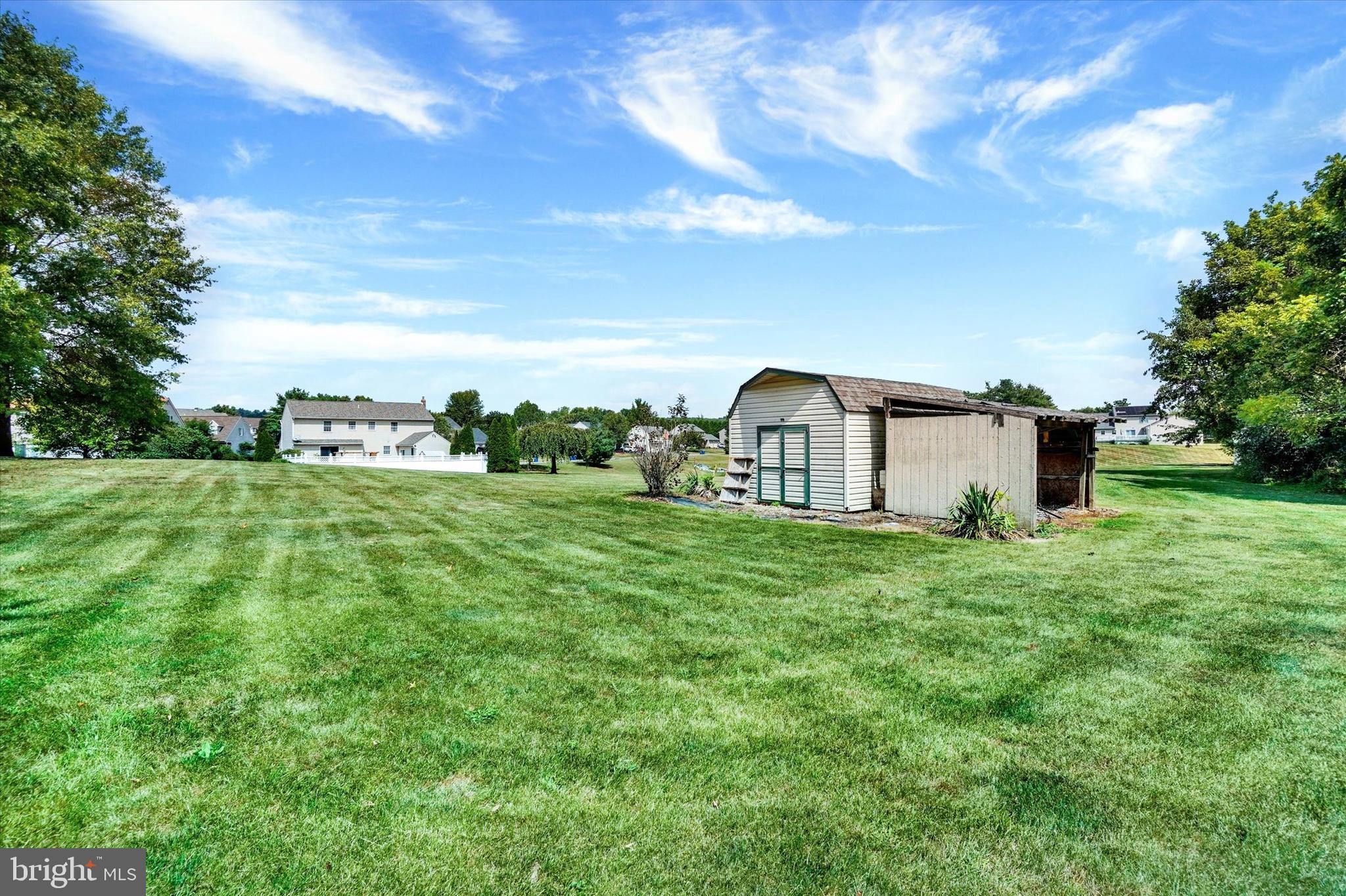 SHERMAN OAKS - Residential