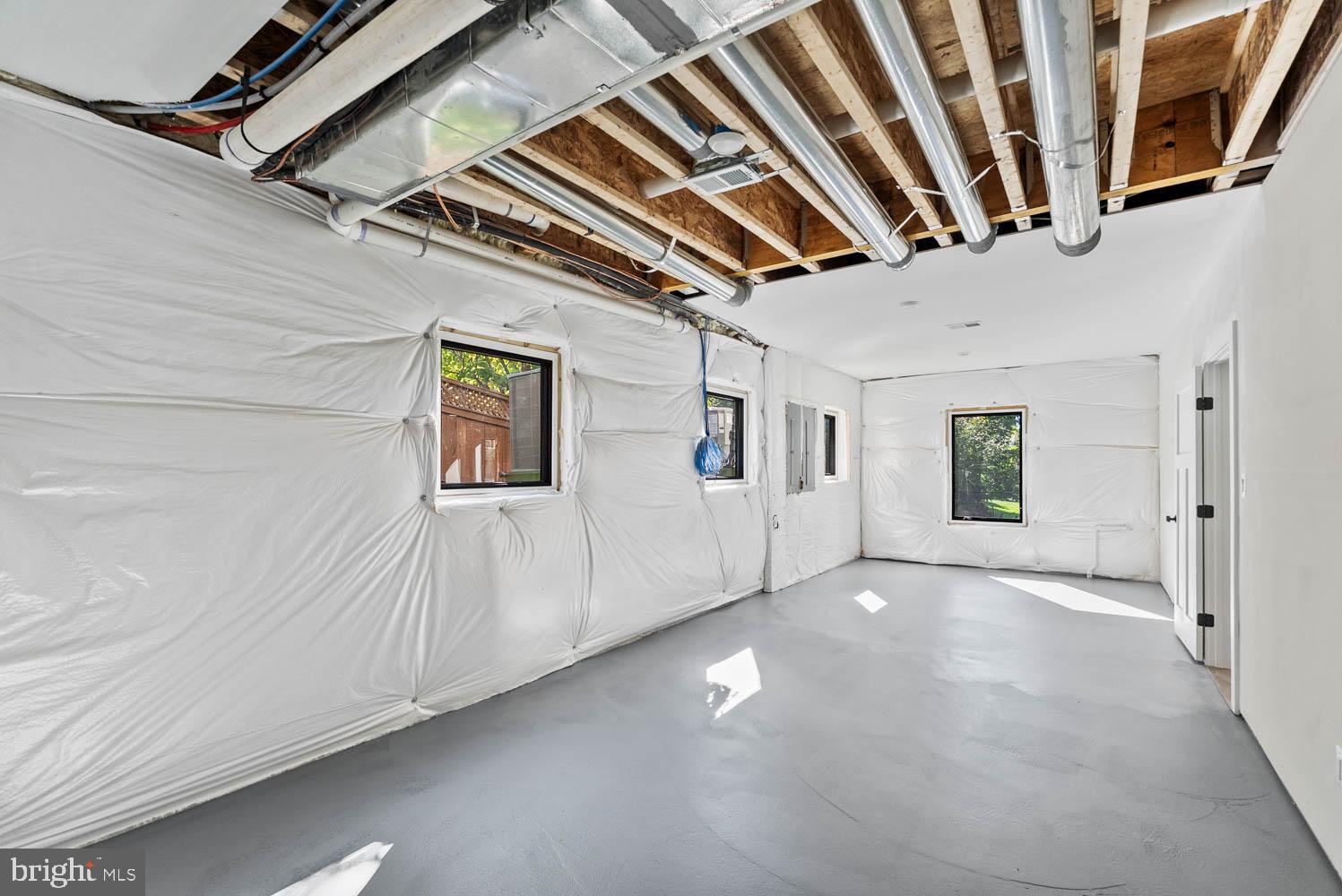 POWHATAN HILLS - Residential