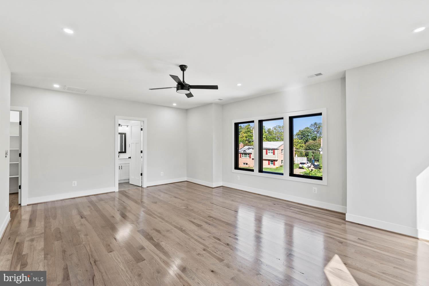 POWHATAN HILLS - Residential