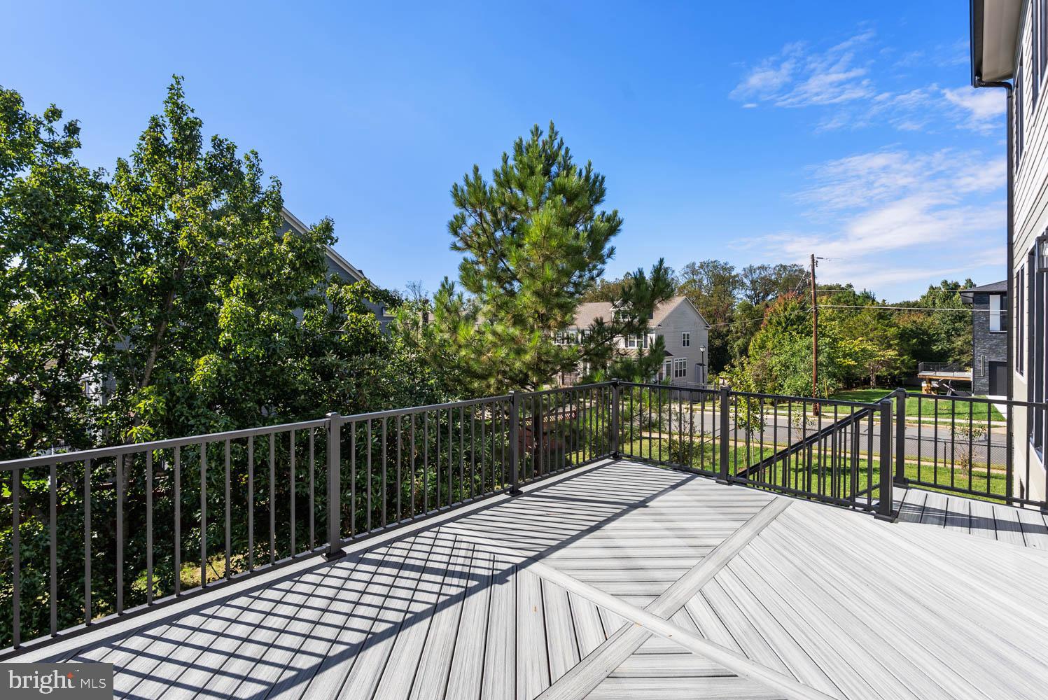 POWHATAN HILLS - Residential