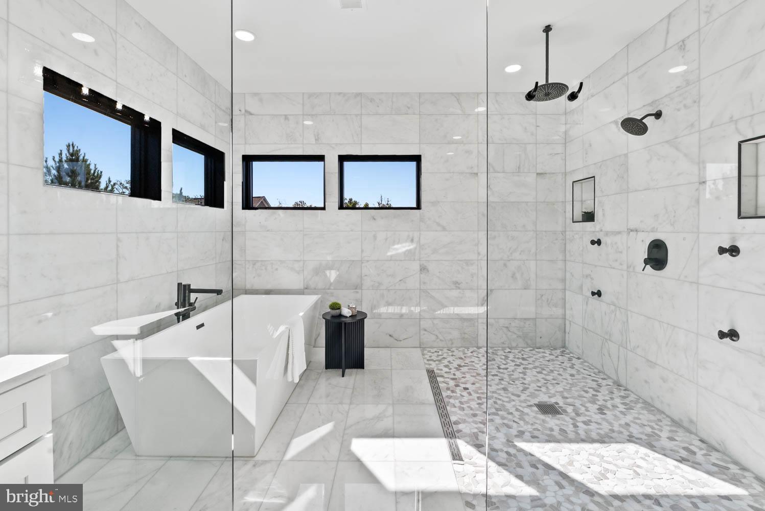 POWHATAN HILLS - Residential