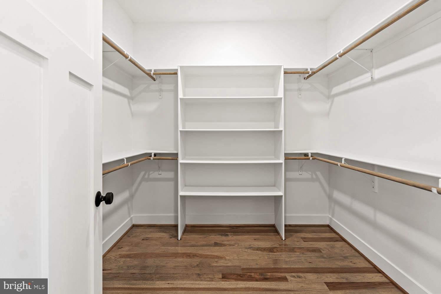 POWHATAN HILLS - Residential