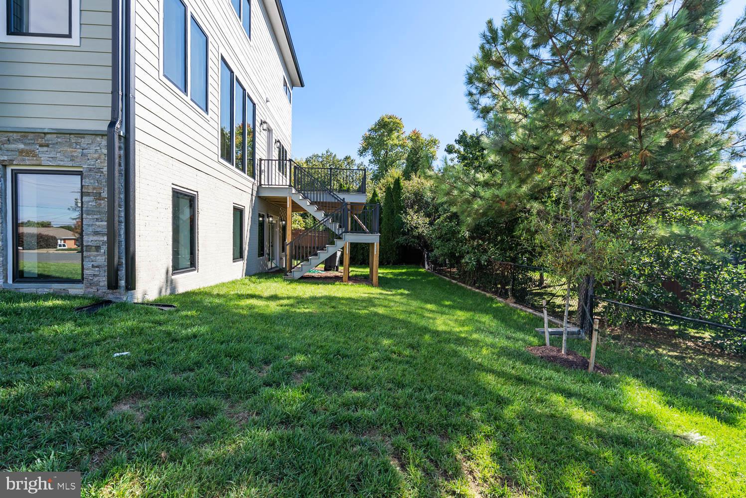 POWHATAN HILLS - Residential