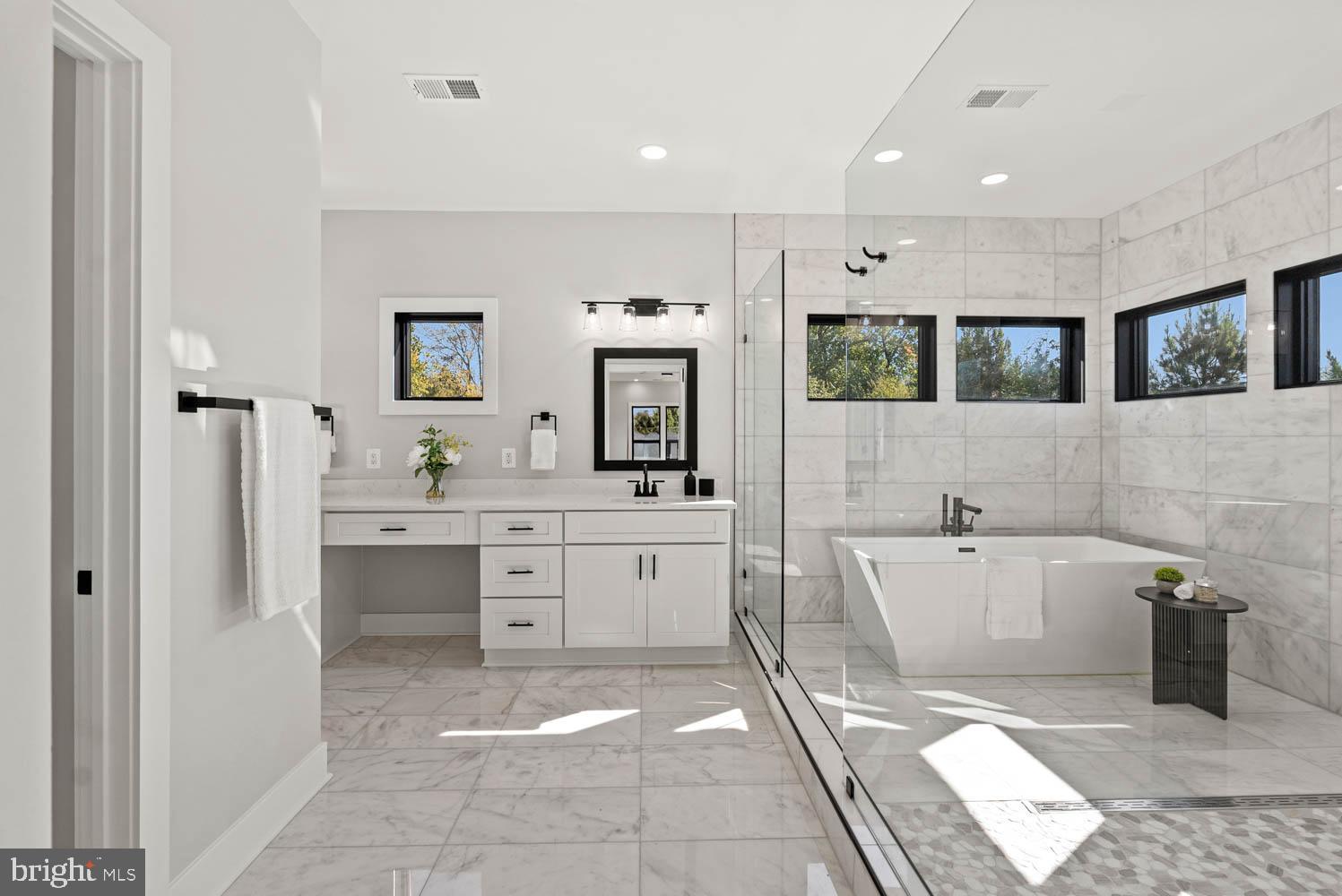 POWHATAN HILLS - Residential