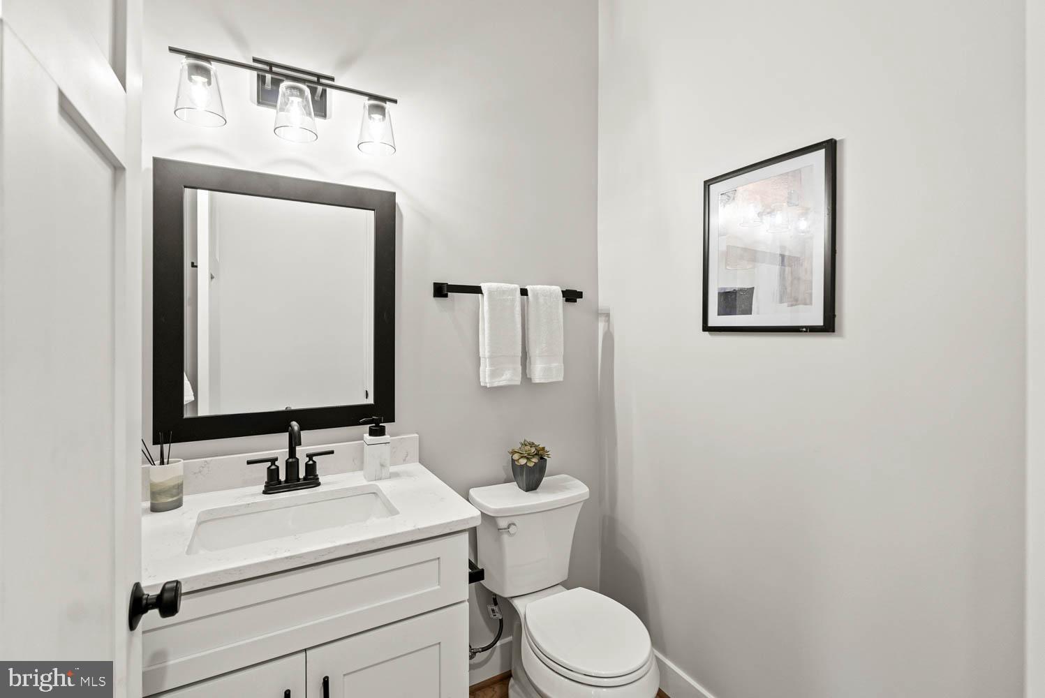 POWHATAN HILLS - Residential