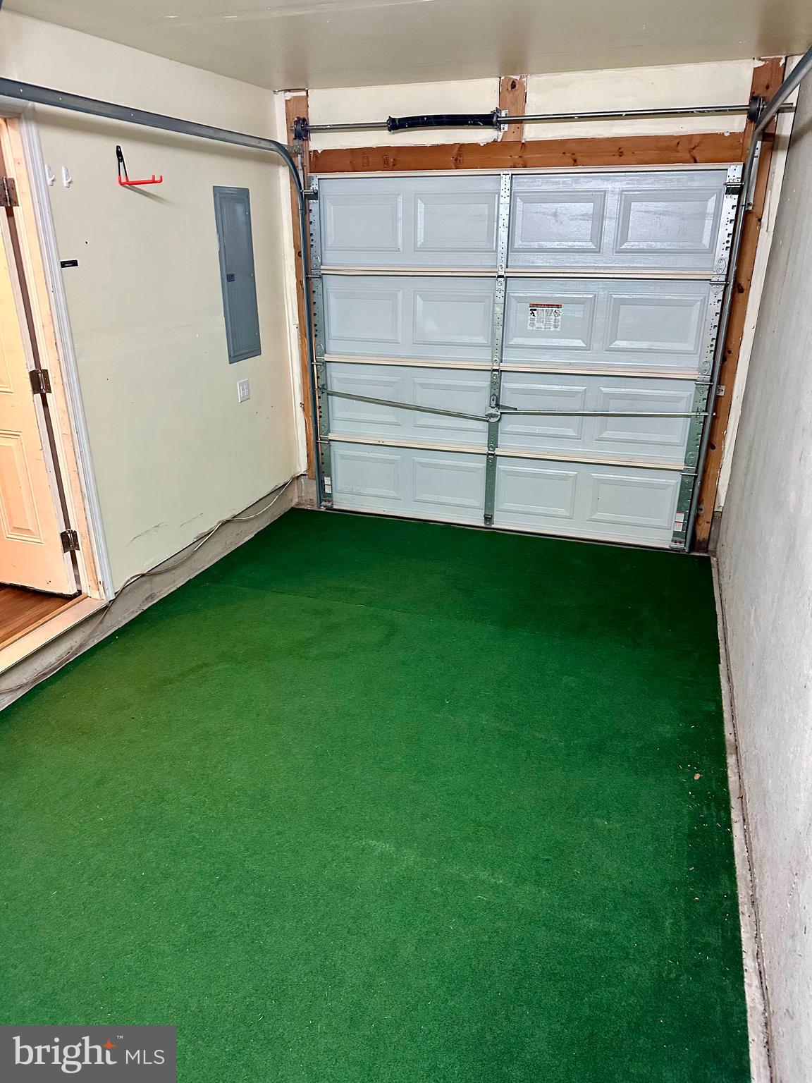 TANYARD SPRINGS - Residential Lease