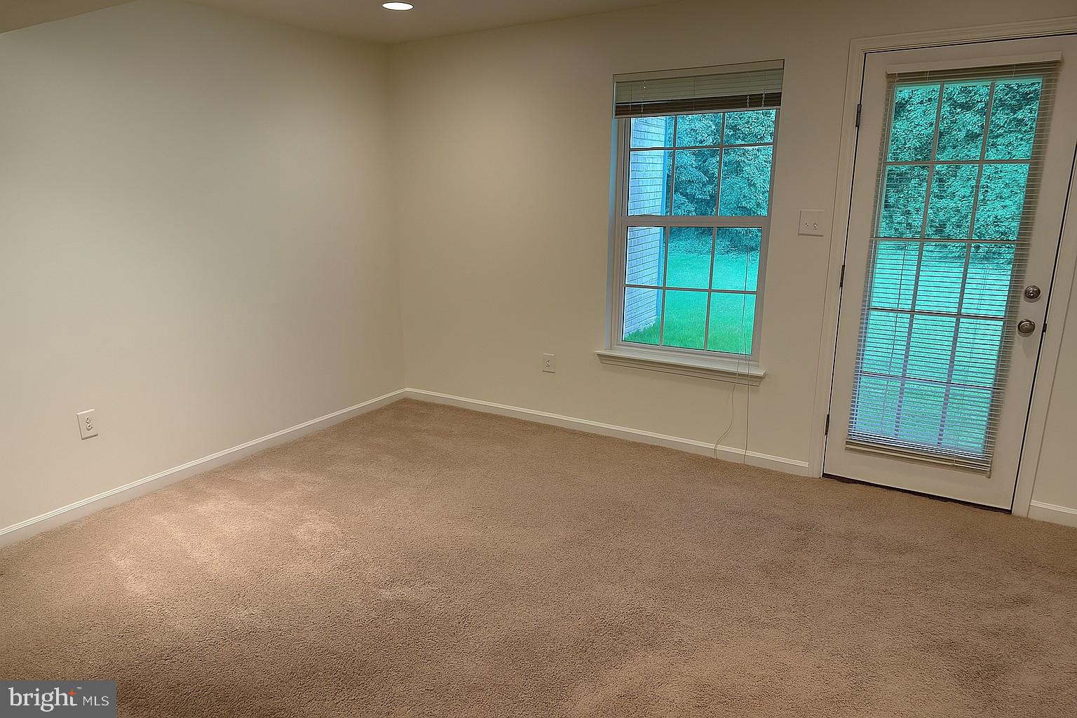 TANYARD SPRINGS - Residential Lease