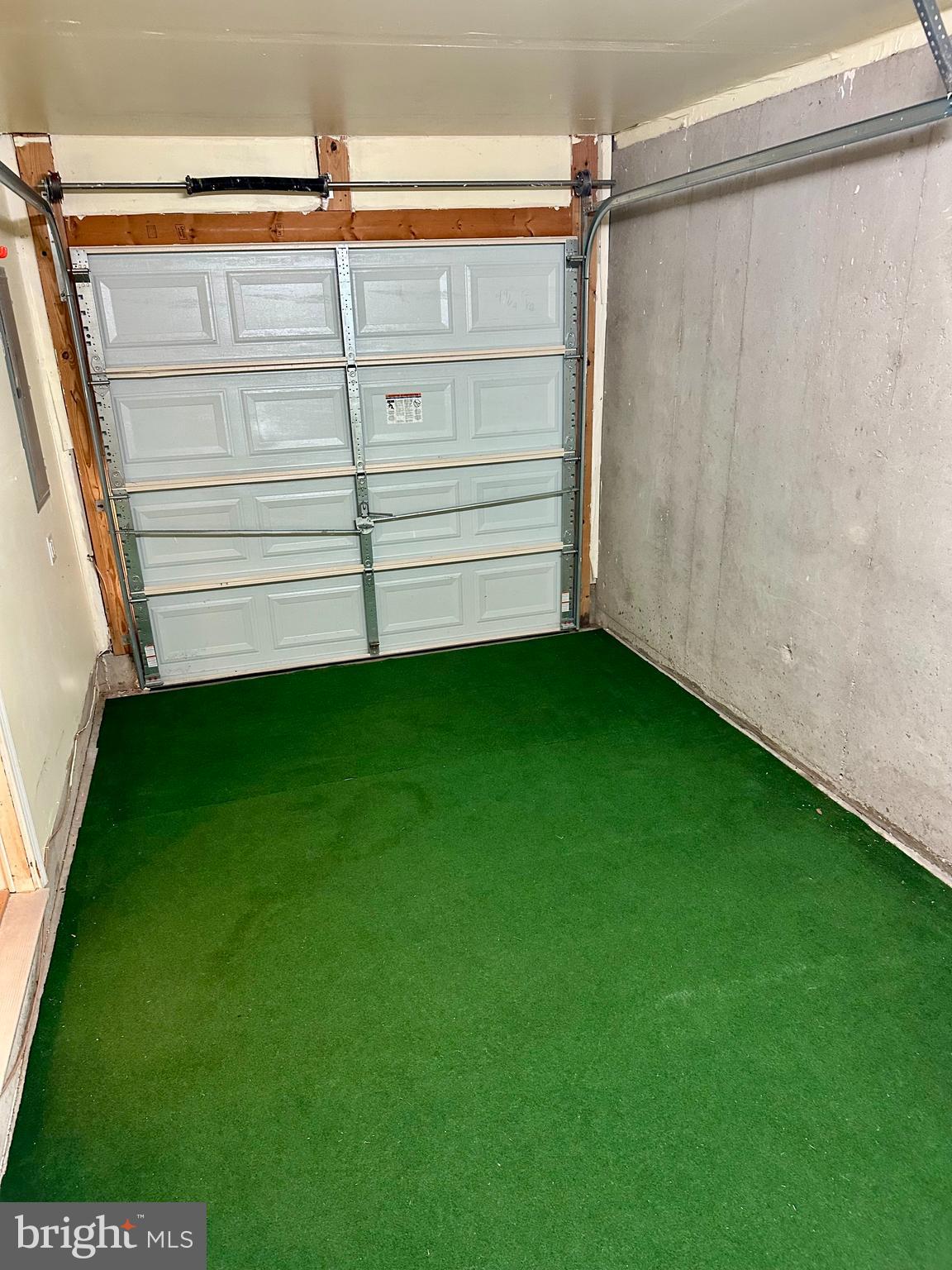 TANYARD SPRINGS - Residential Lease