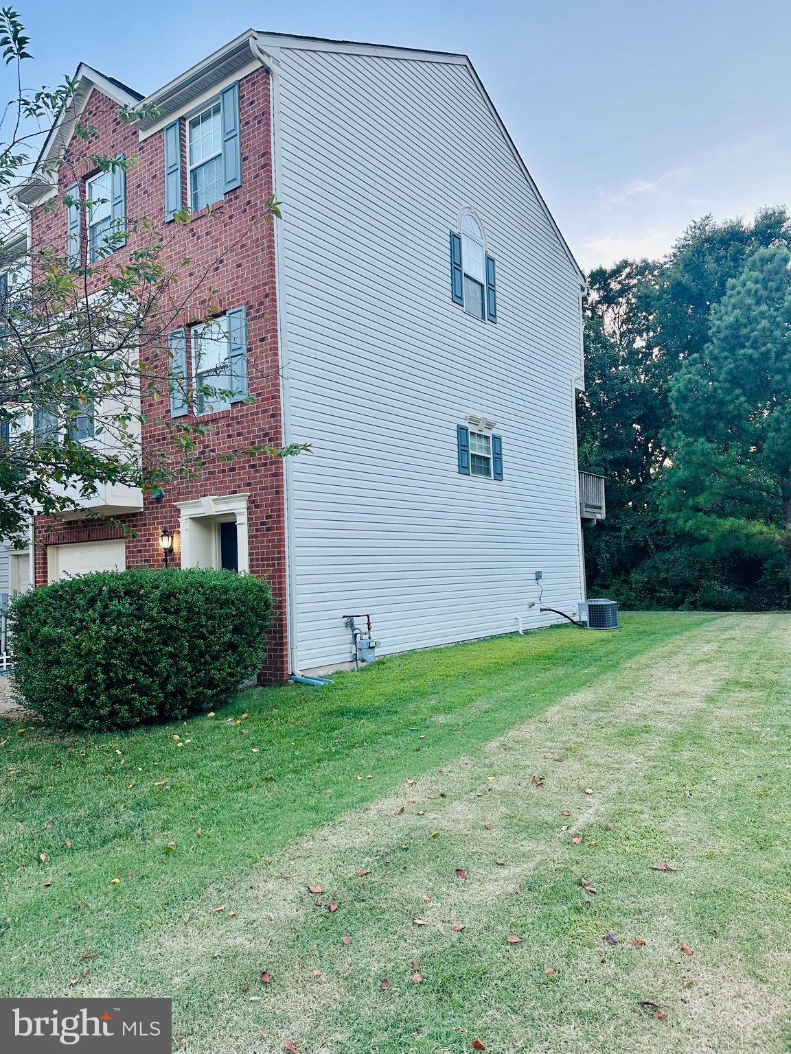 TANYARD SPRINGS - Residential Lease