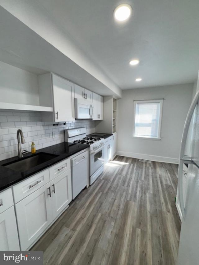 PAOLI GARDENS - Residential Lease