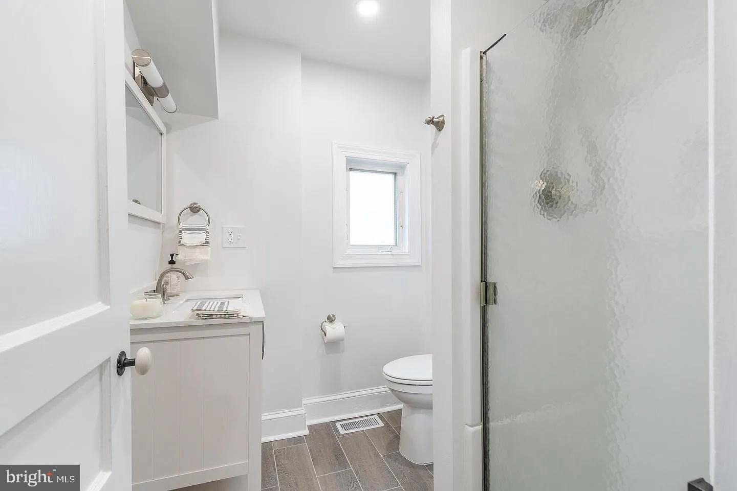 PAOLI GARDENS - Residential Lease