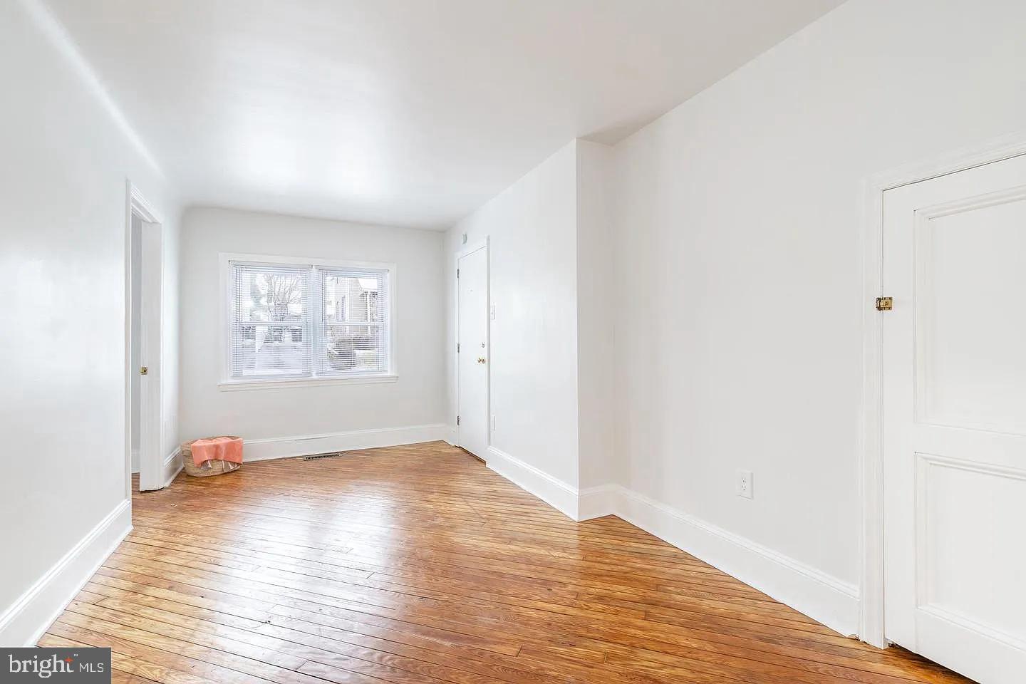 PAOLI GARDENS - Residential Lease