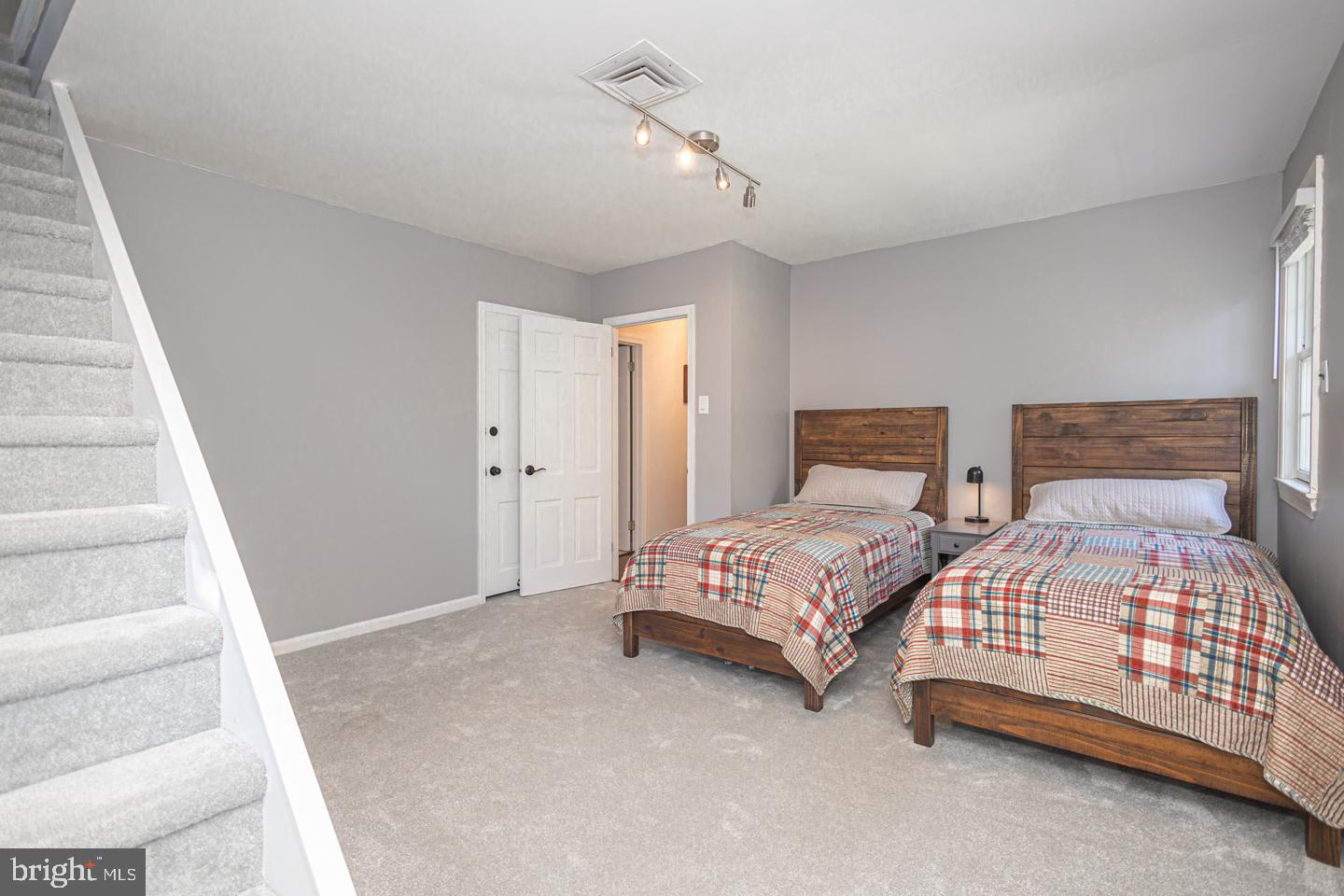 BUCKLAND VALLEY FA - Residential