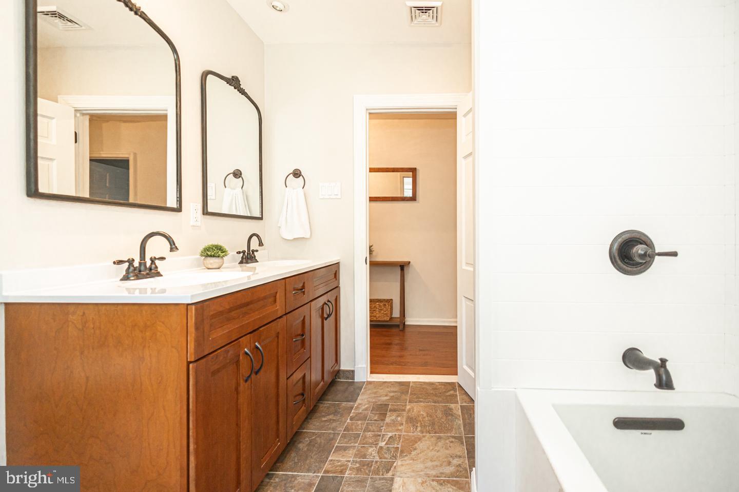 BUCKLAND VALLEY FA - Residential