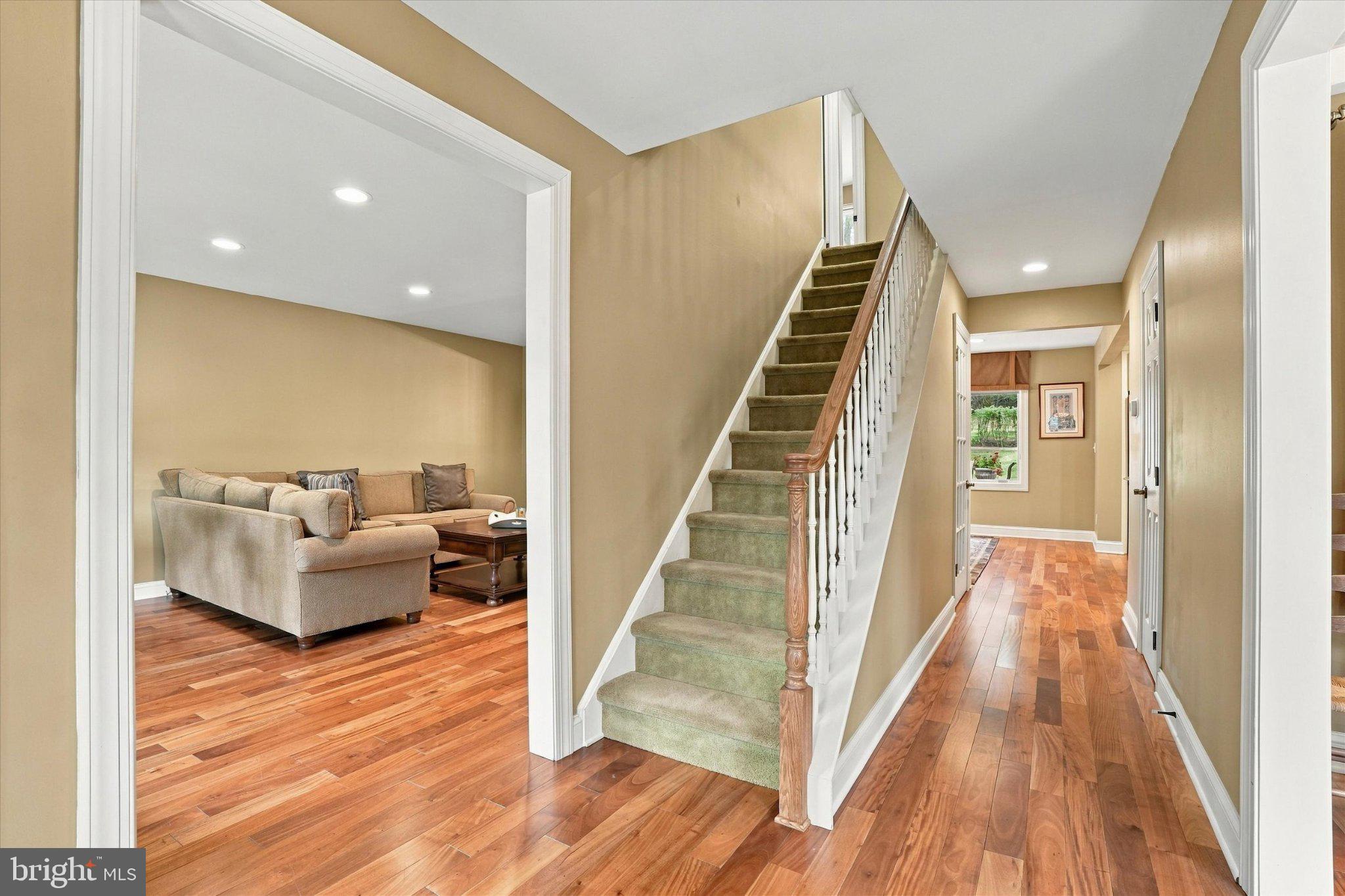 33 SUGAR MAPLE LANE