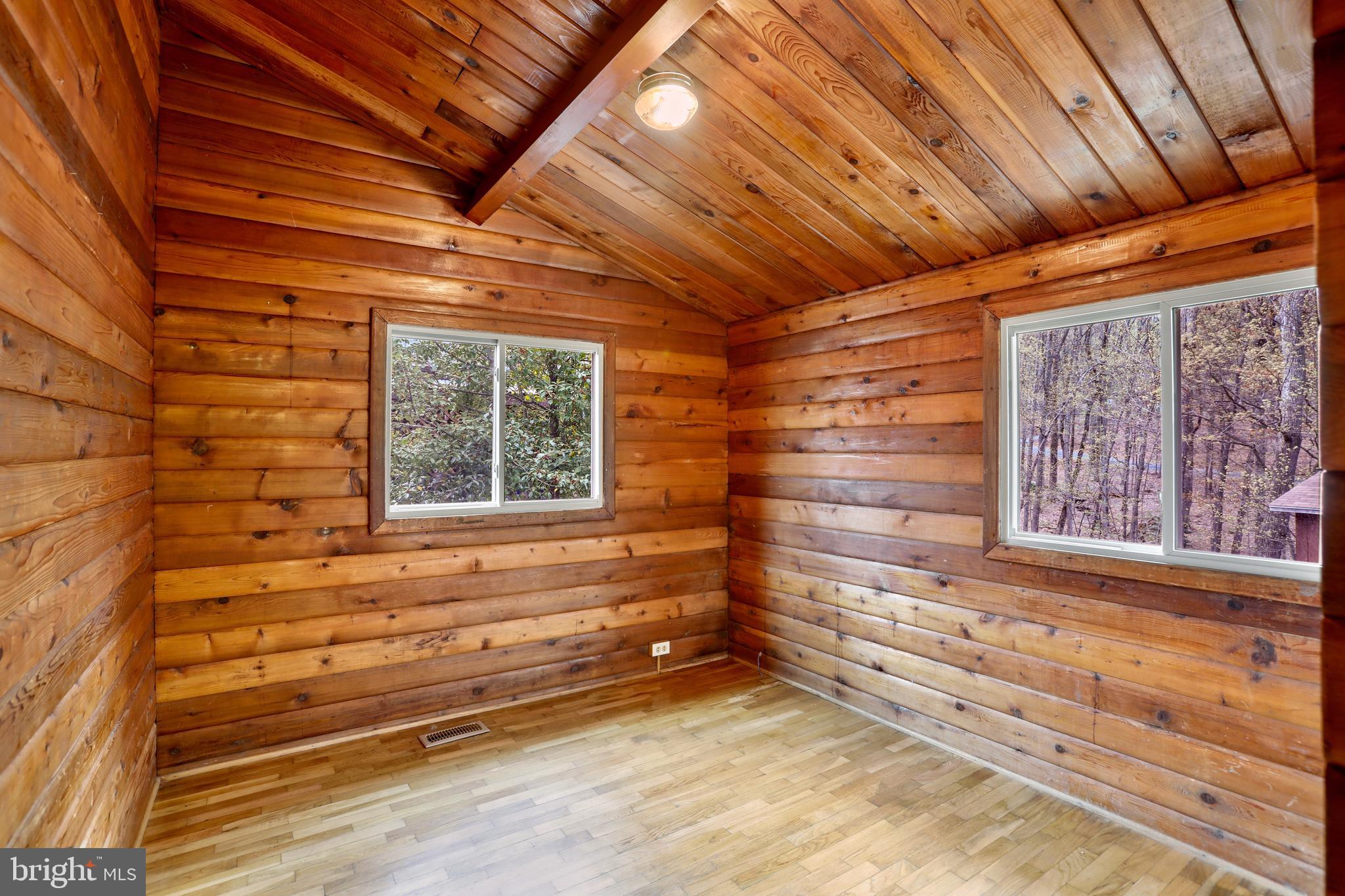 SHANNONDALE - Residential