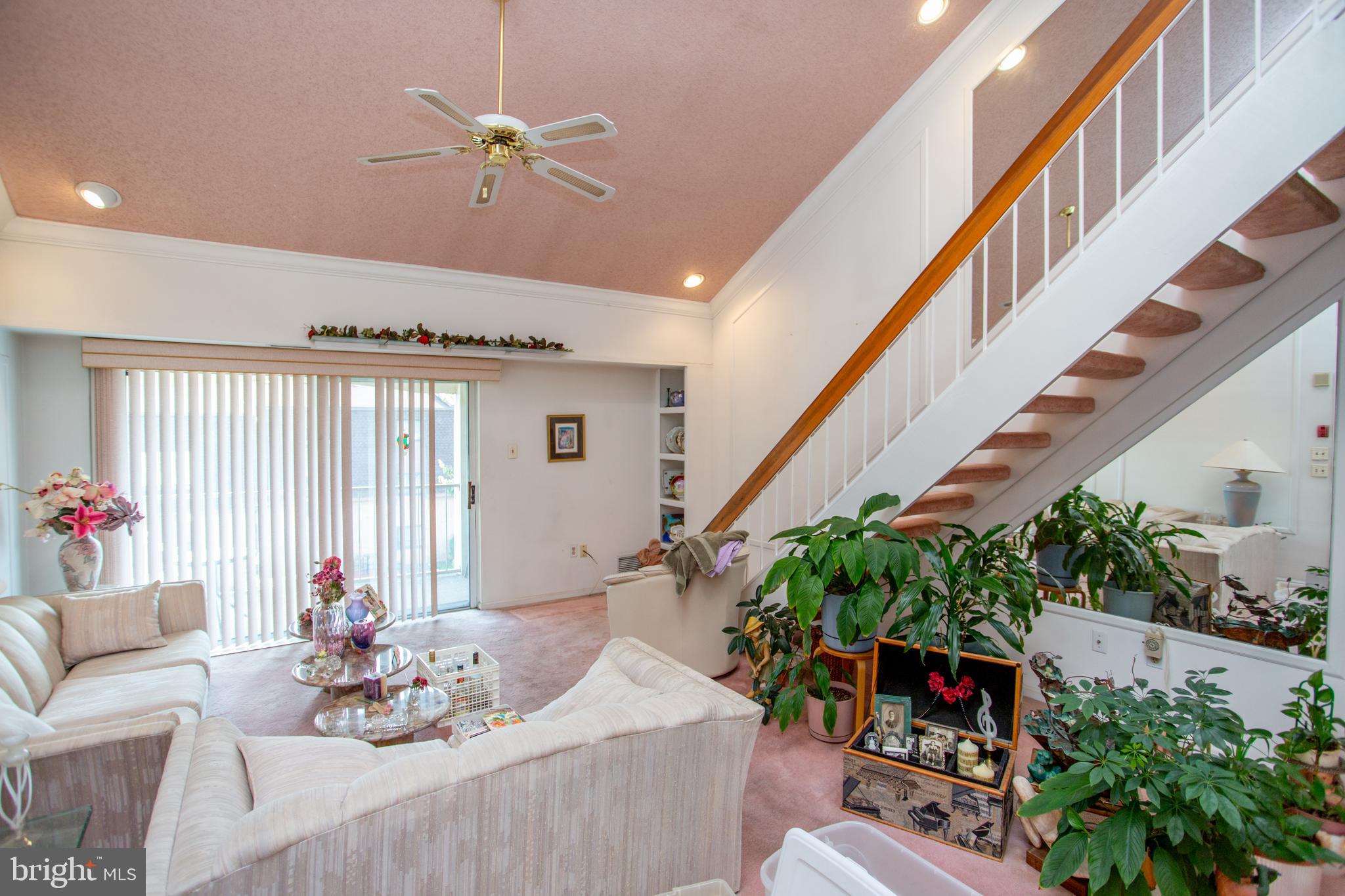 73305 DELAIRE LANDING ROAD 305