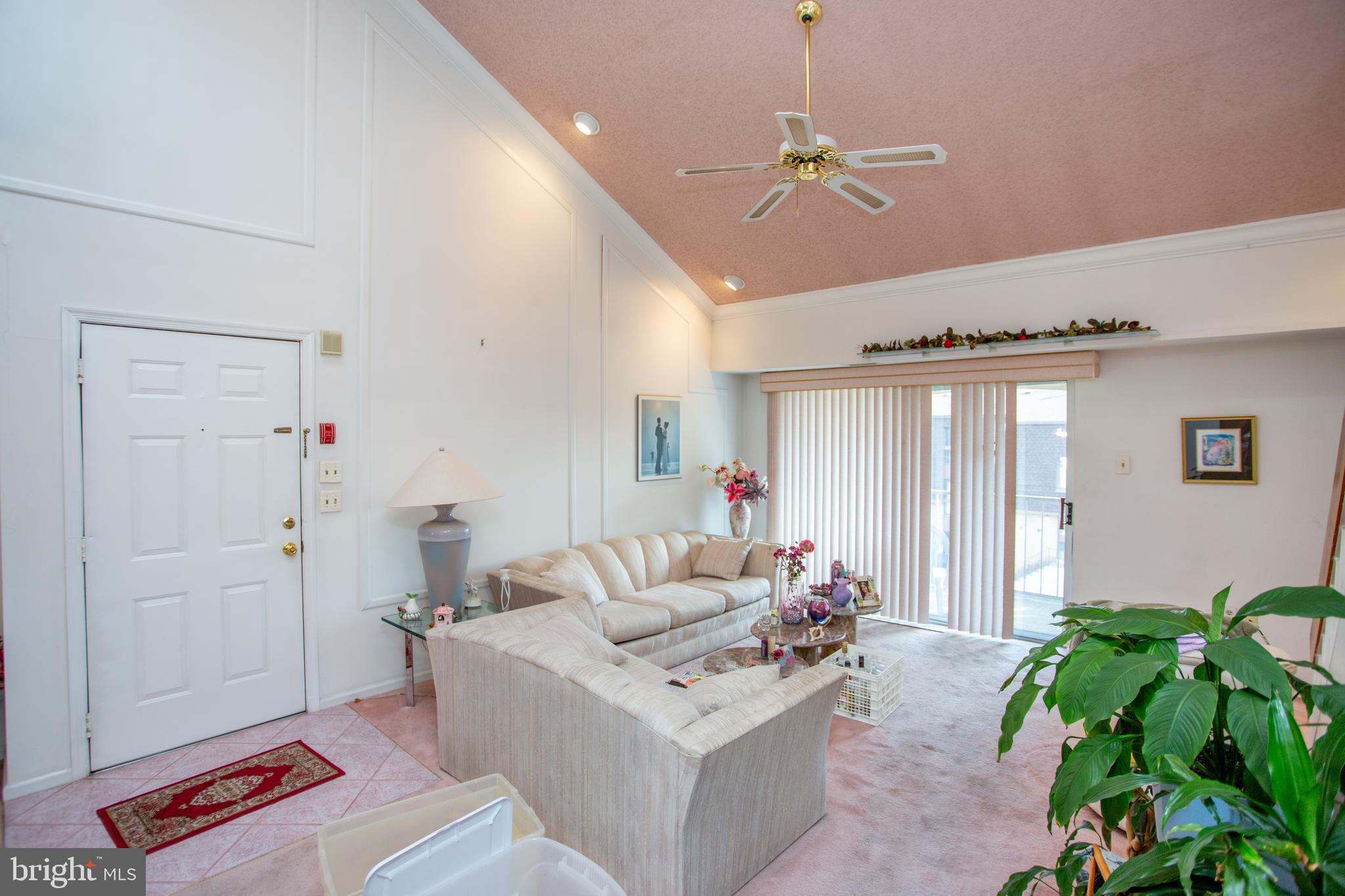 73305 DELAIRE LANDING ROAD 305