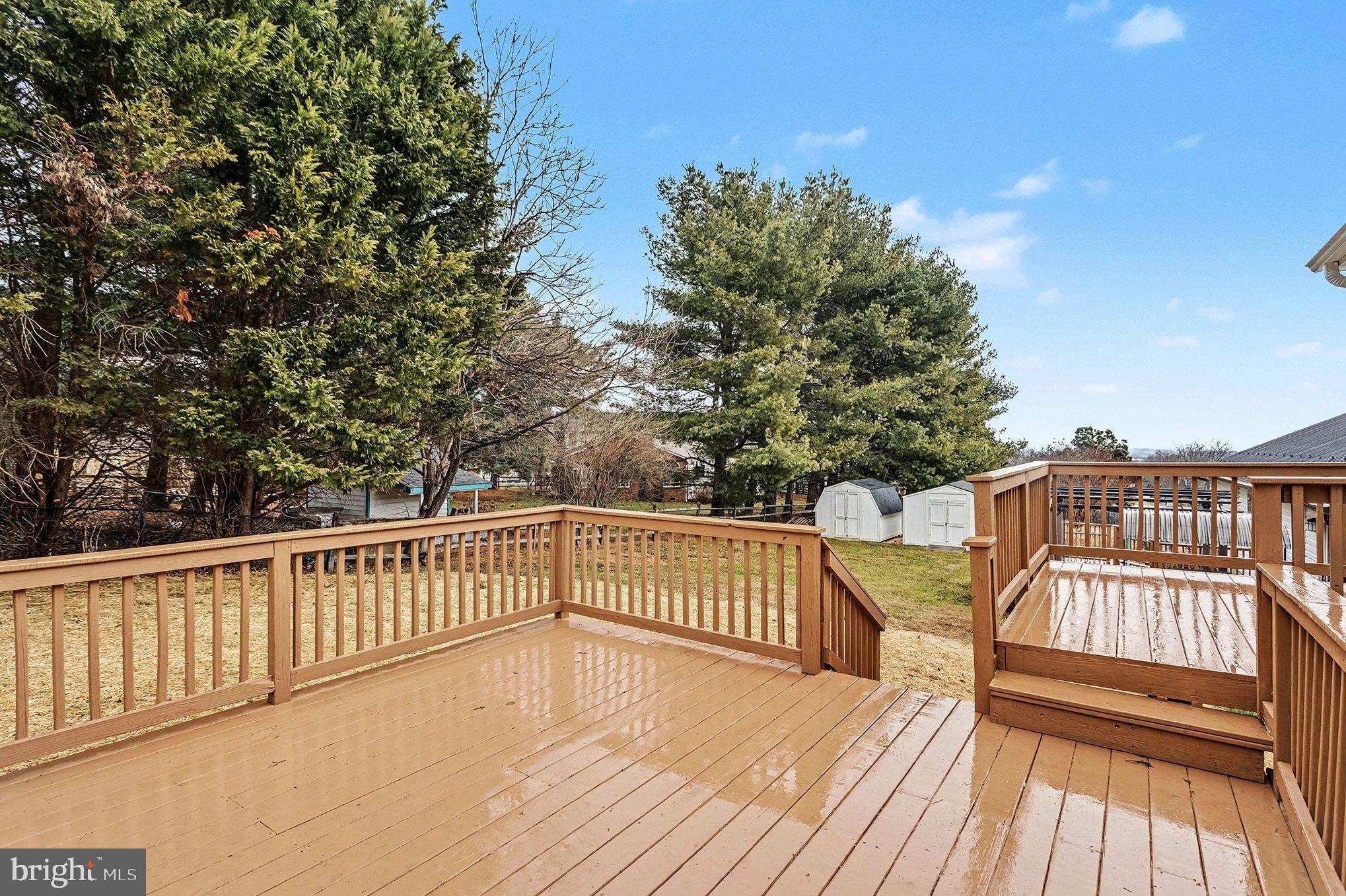 ORCHARD HILLS - Residential