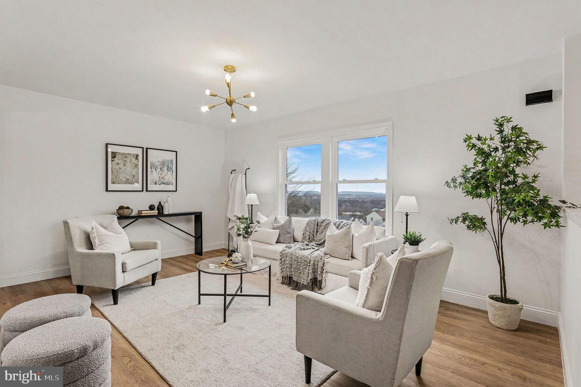 ORCHARD HILLS - Residential