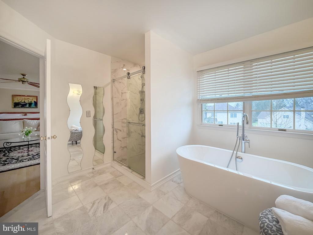 BLUE BELL CC - Residential