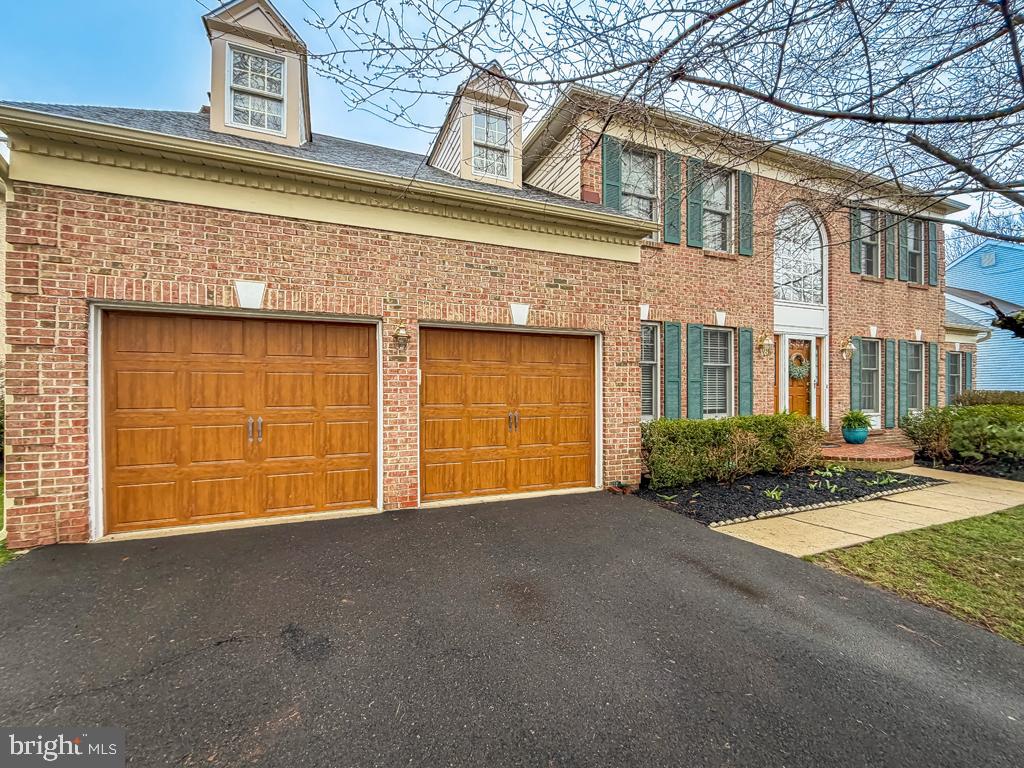 BLUE BELL CC - Residential