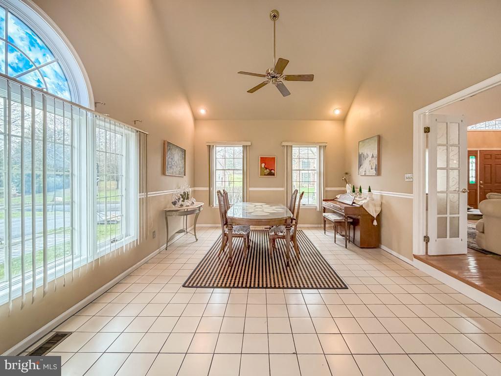 BLUE BELL CC - Residential