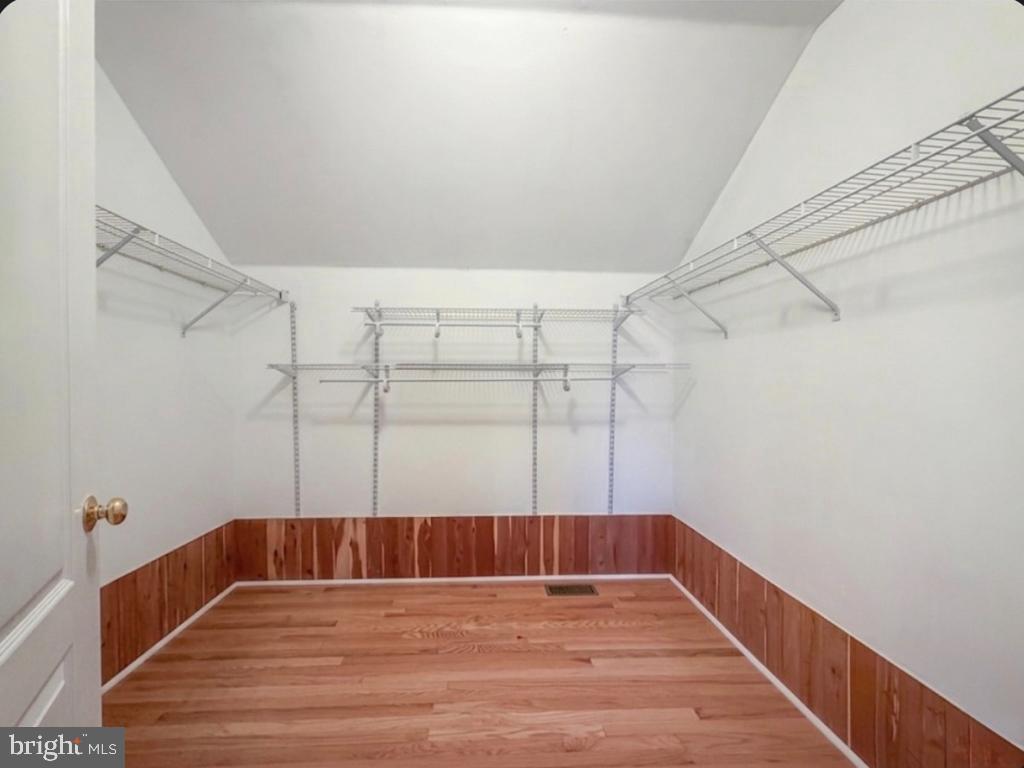 BLUE BELL CC - Residential