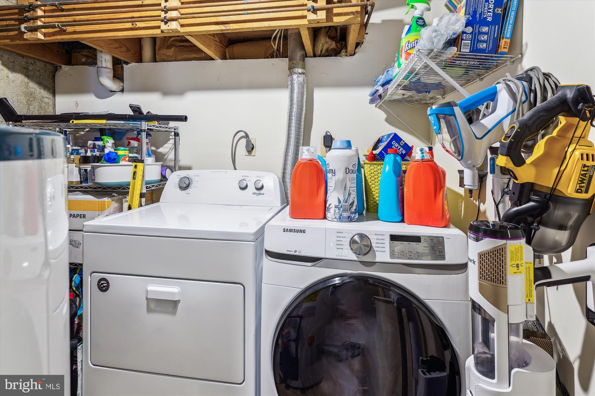 FERNSHIRE FARMS - Residential Lease