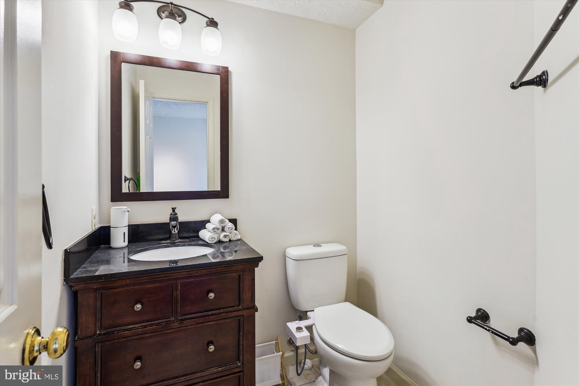 FERNSHIRE FARMS - Residential Lease