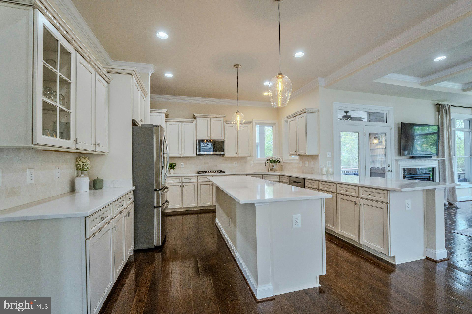 ASHBURN PLACE - Residential