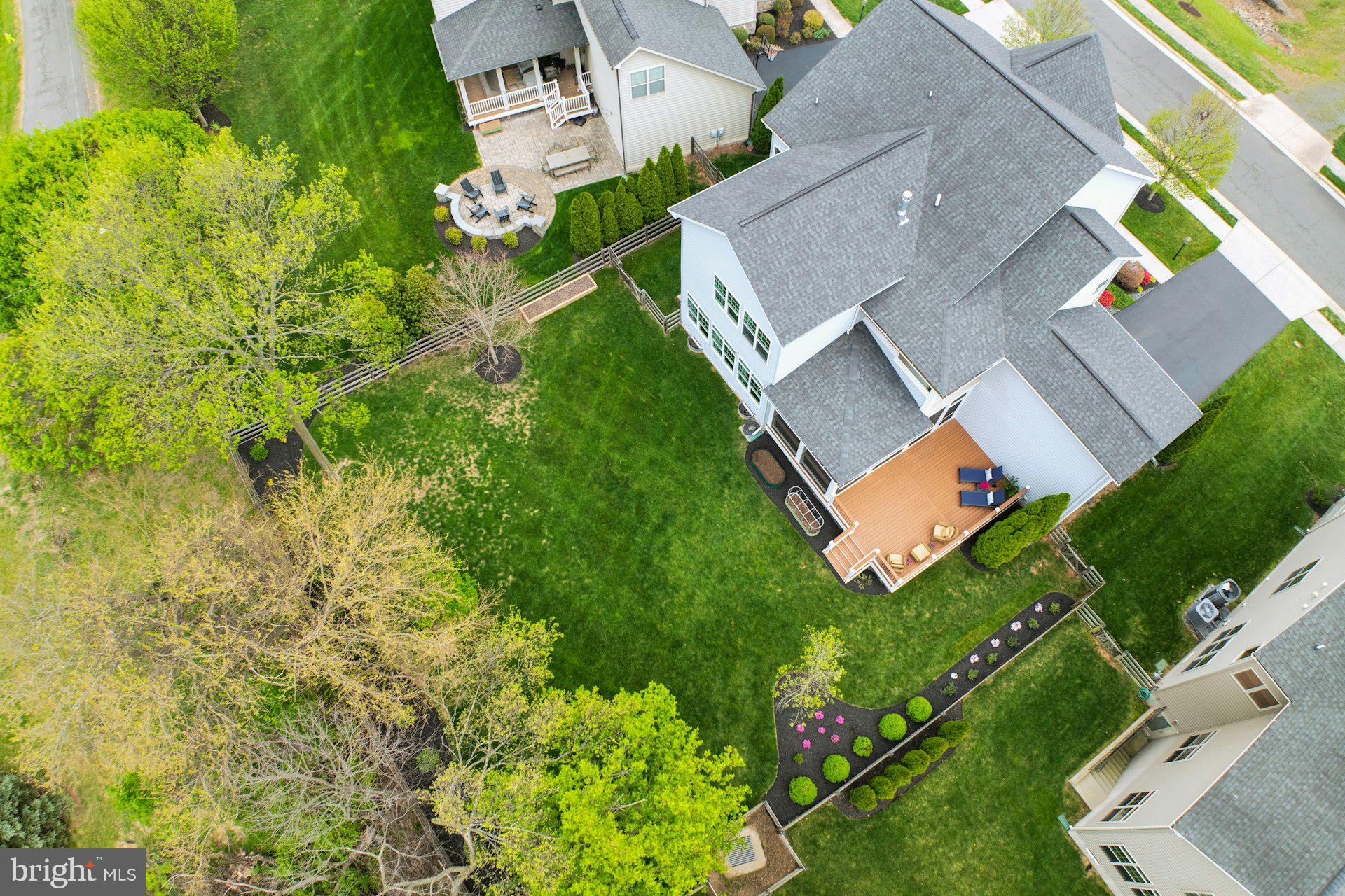 ASHBURN PLACE - Residential