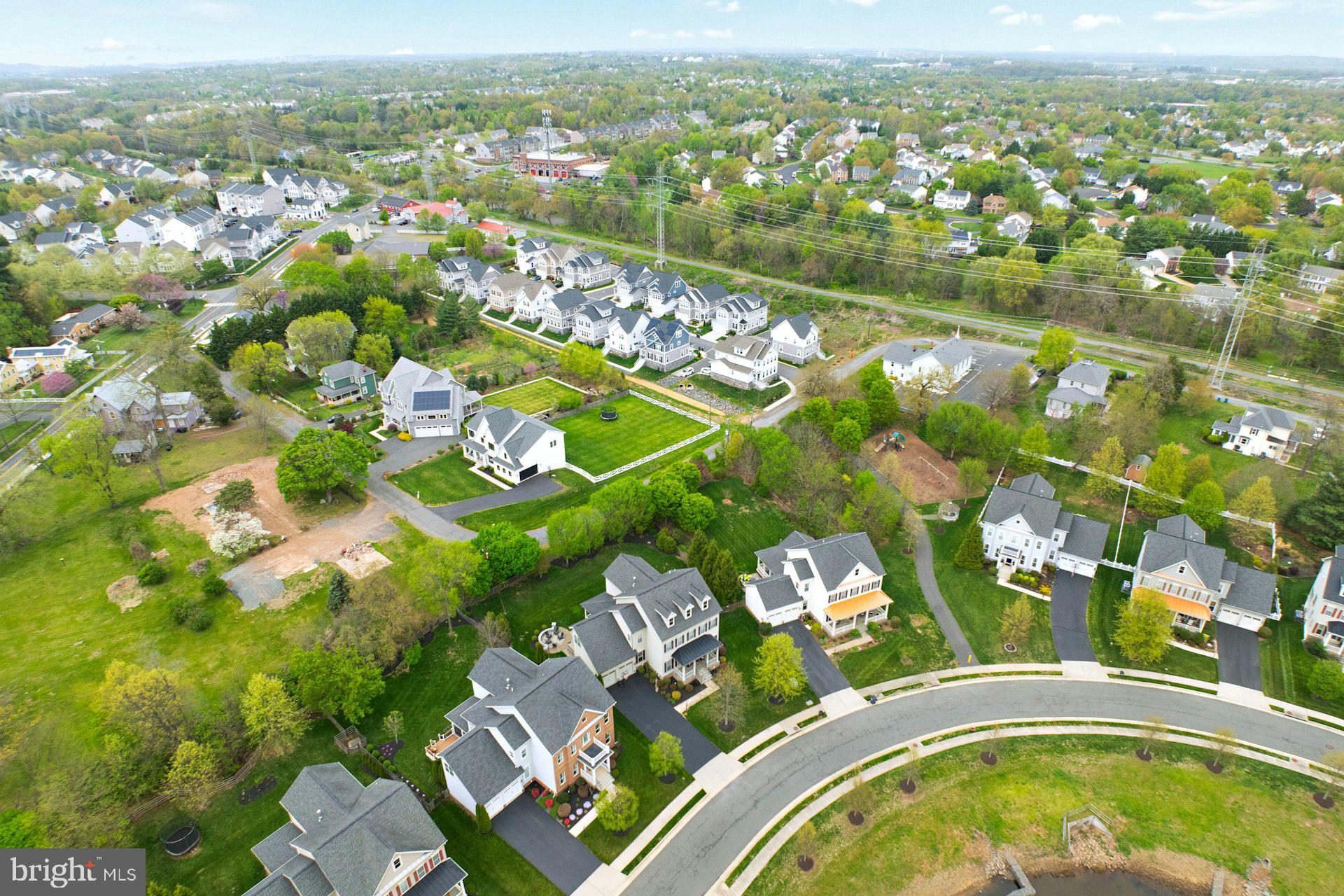 ASHBURN PLACE - Residential