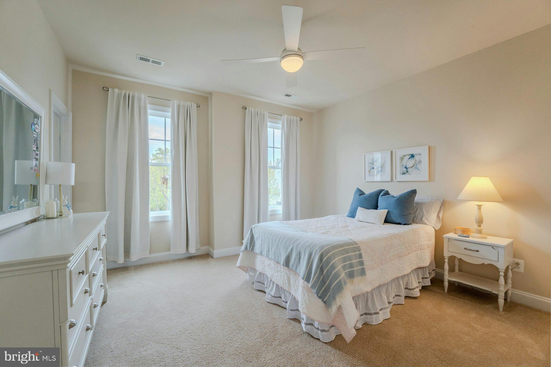 ASHBURN PLACE - Residential