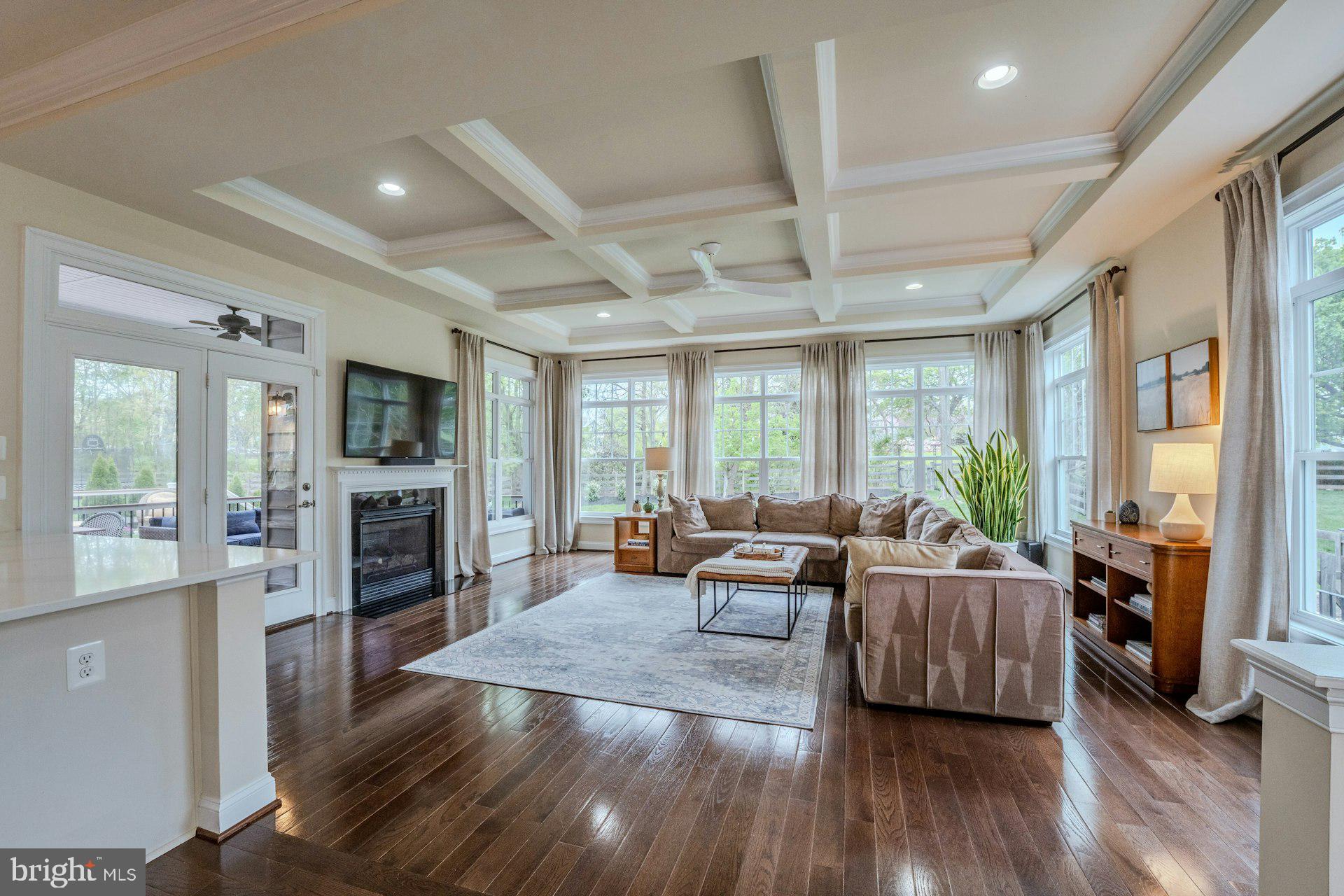 ASHBURN PLACE - Residential