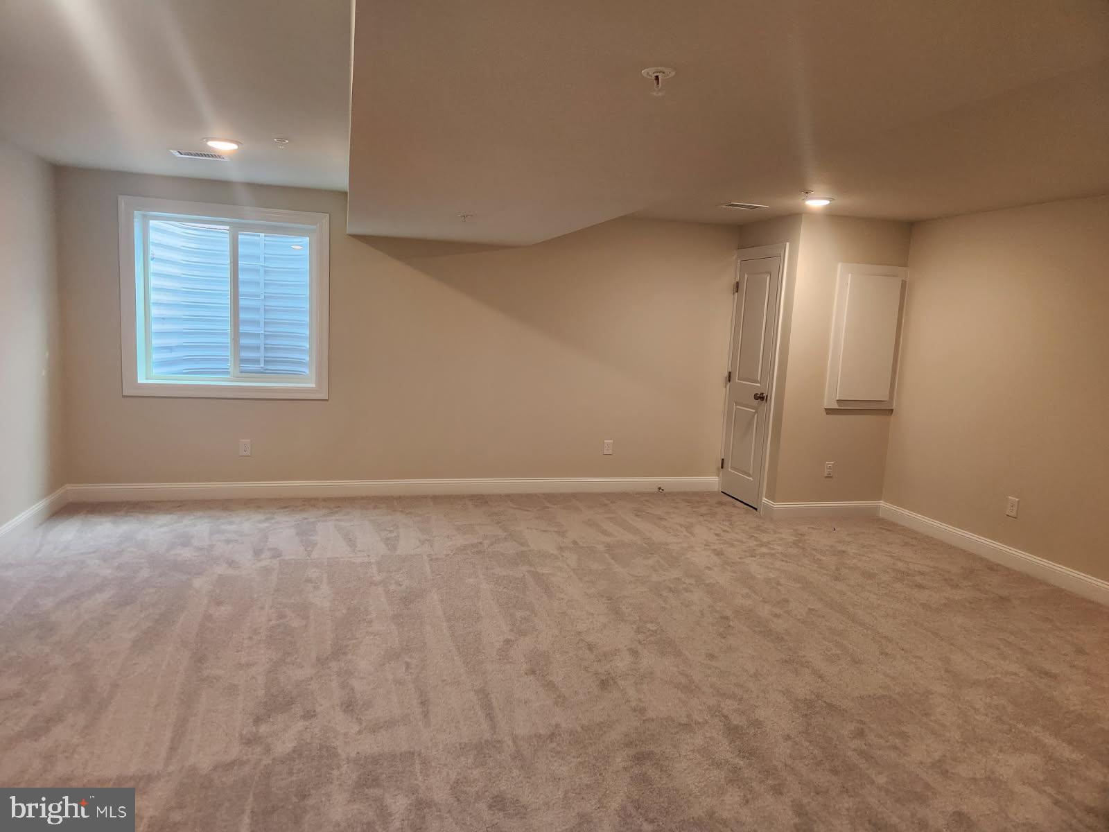 HIGHPOINT AT NEW BRITAIN - Residential Lease