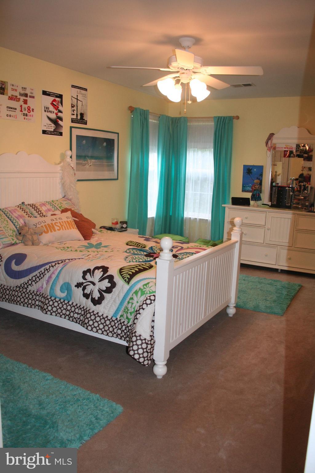 VILLAGES AT SAYBROOKE - Residential Lease