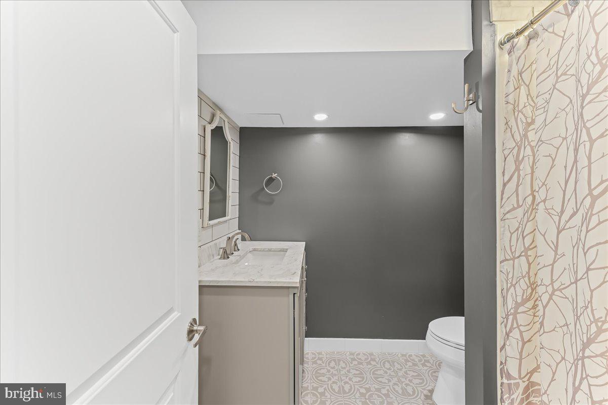 SCENIC HILLS - Residential