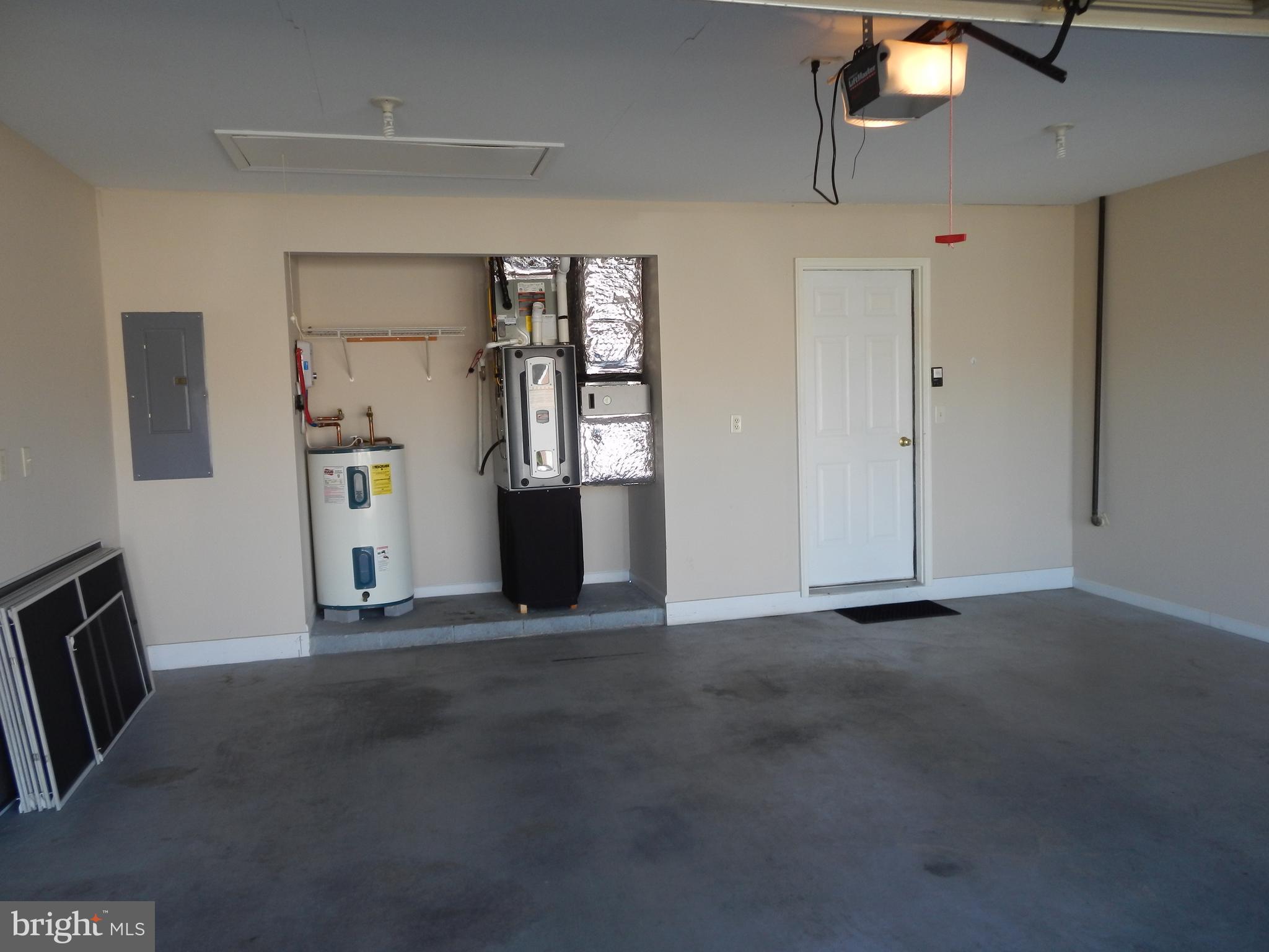 ENCLAVE - Residential