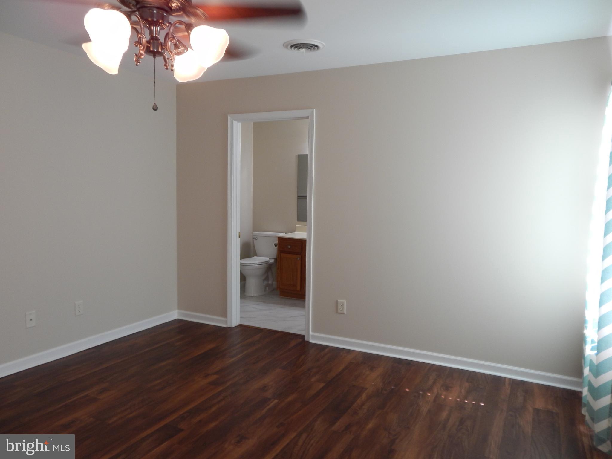 ENCLAVE - Residential