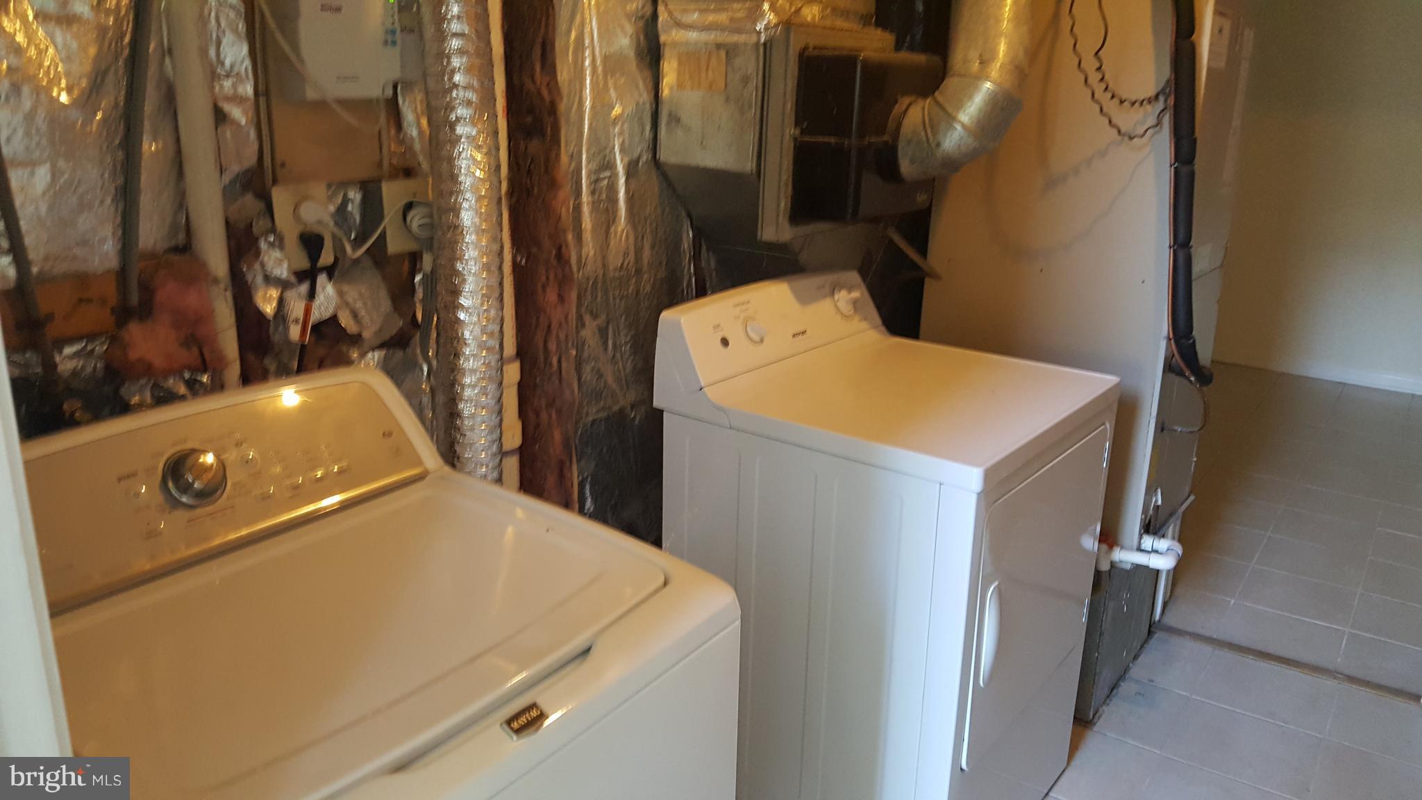 BOWLING BROOK FARMS - Residential Lease