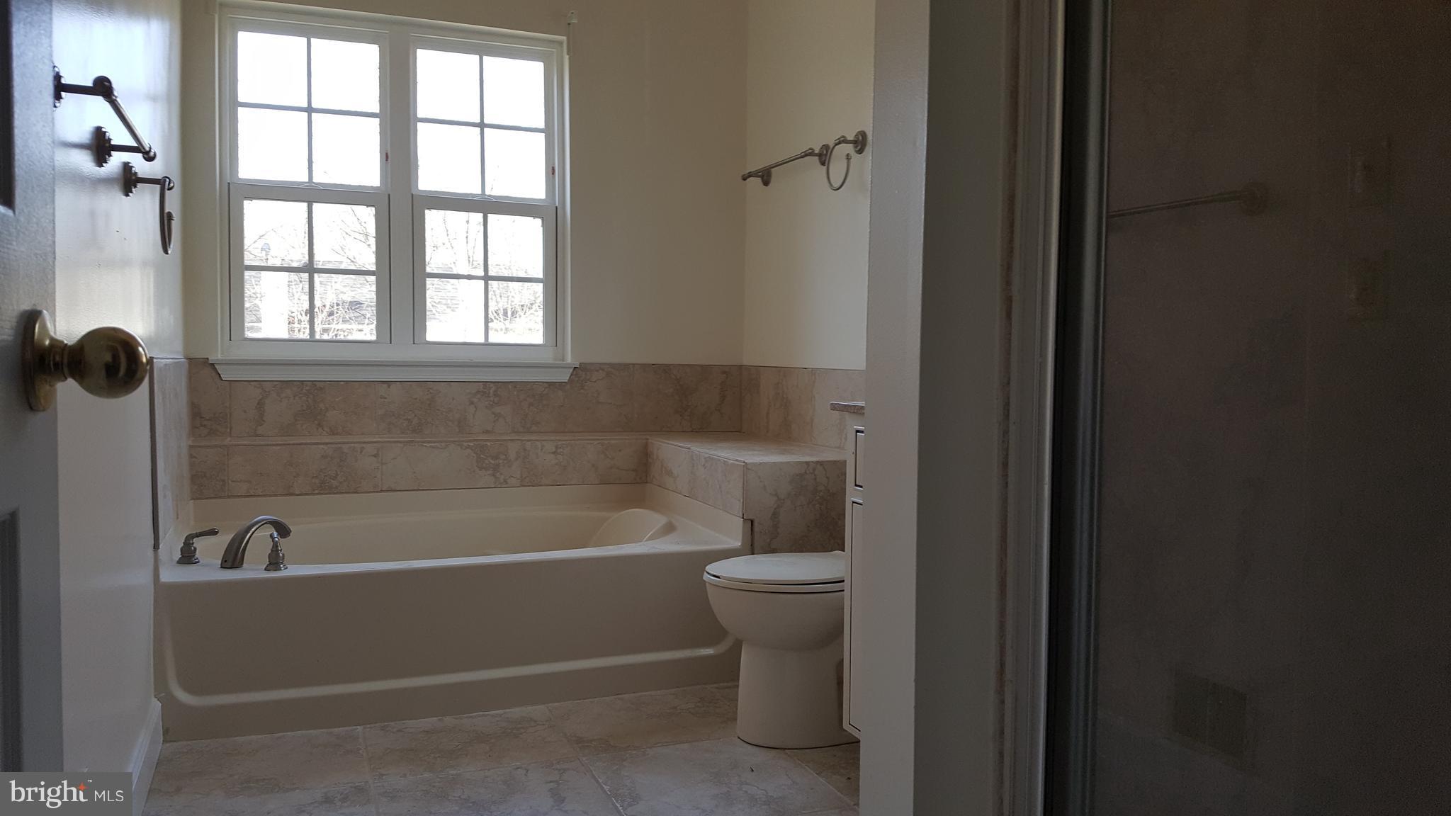 BOWLING BROOK FARMS - Residential Lease