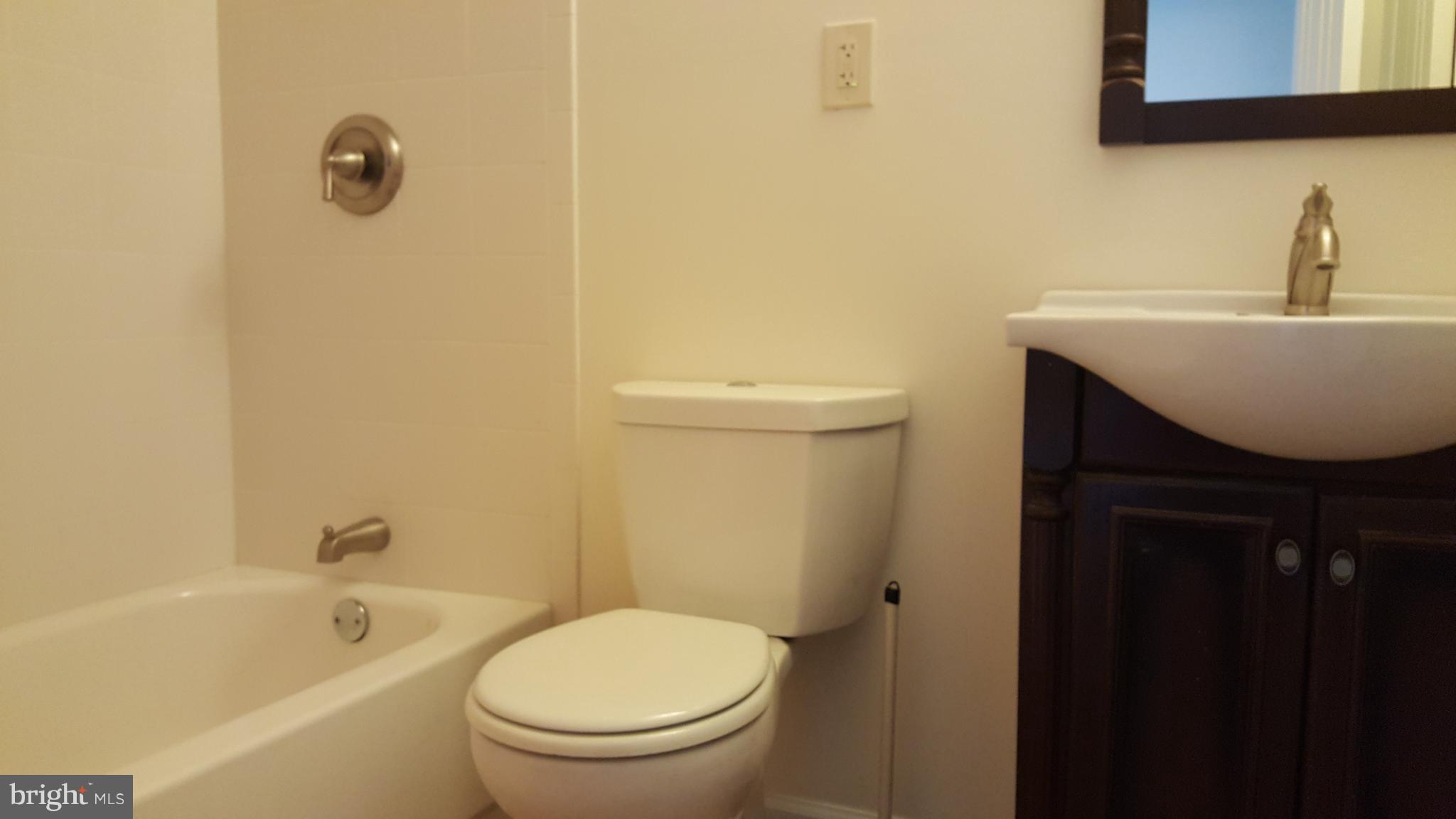 BOWLING BROOK FARMS - Residential Lease