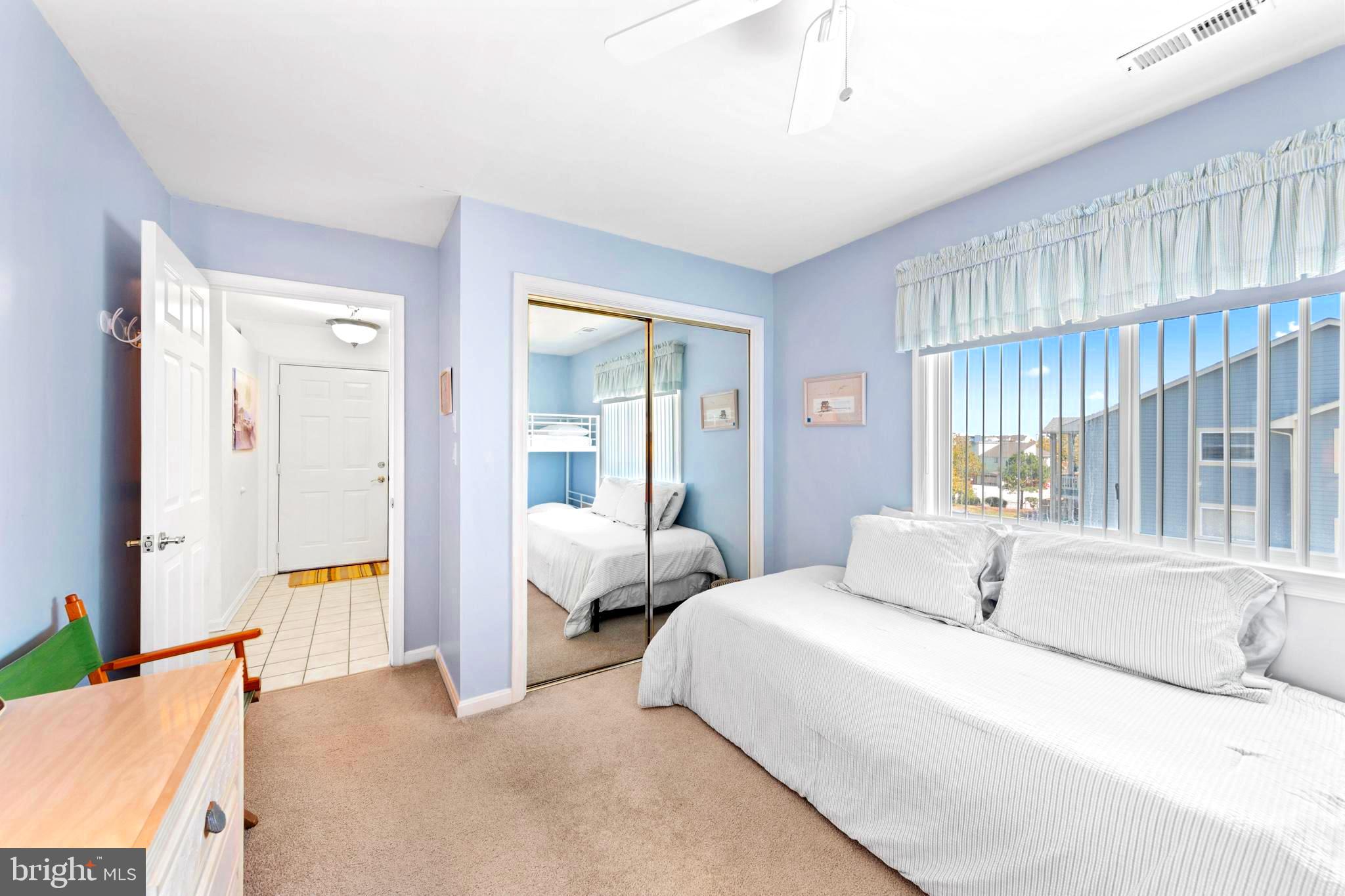 EQUESTRIAN SHORES - Residential