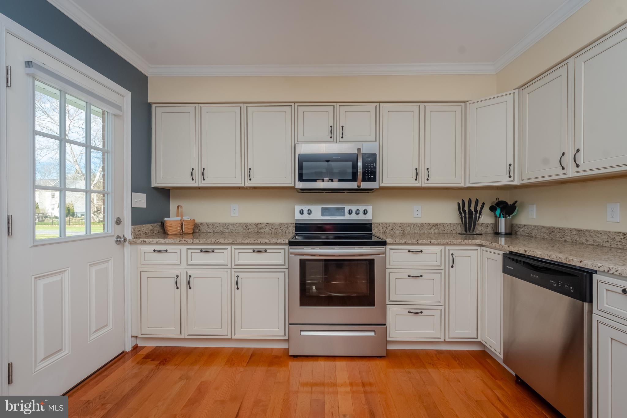 DARRYL GARDENS - Residential