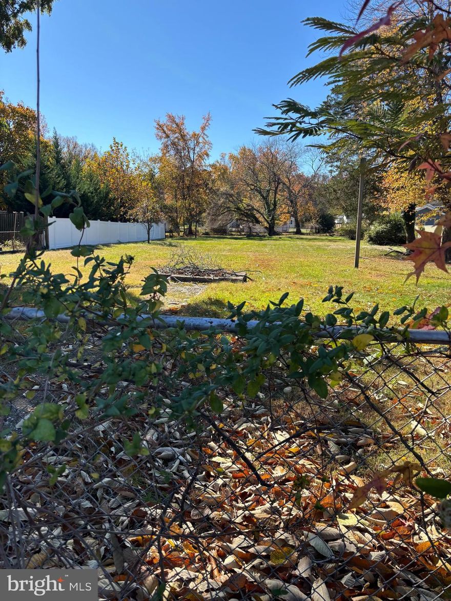 LAND FOR SALE ONLY, NEW CONSTRUCTION PLANS ARE AAILABLE UPON REQUEST