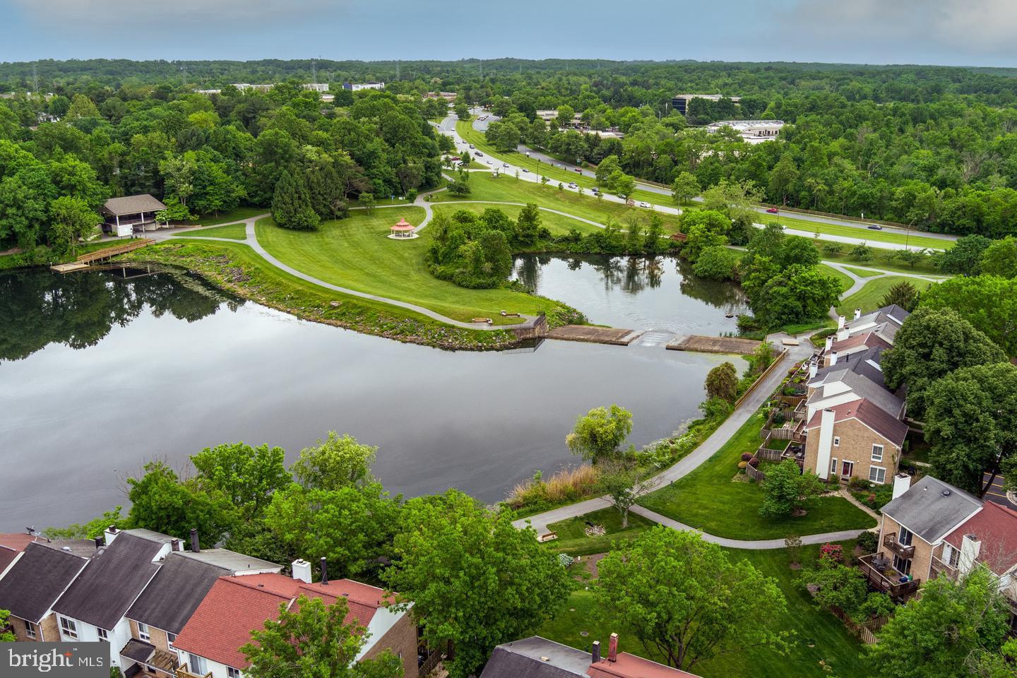 VILLAGE OF OAKLAND MILLS - Residential